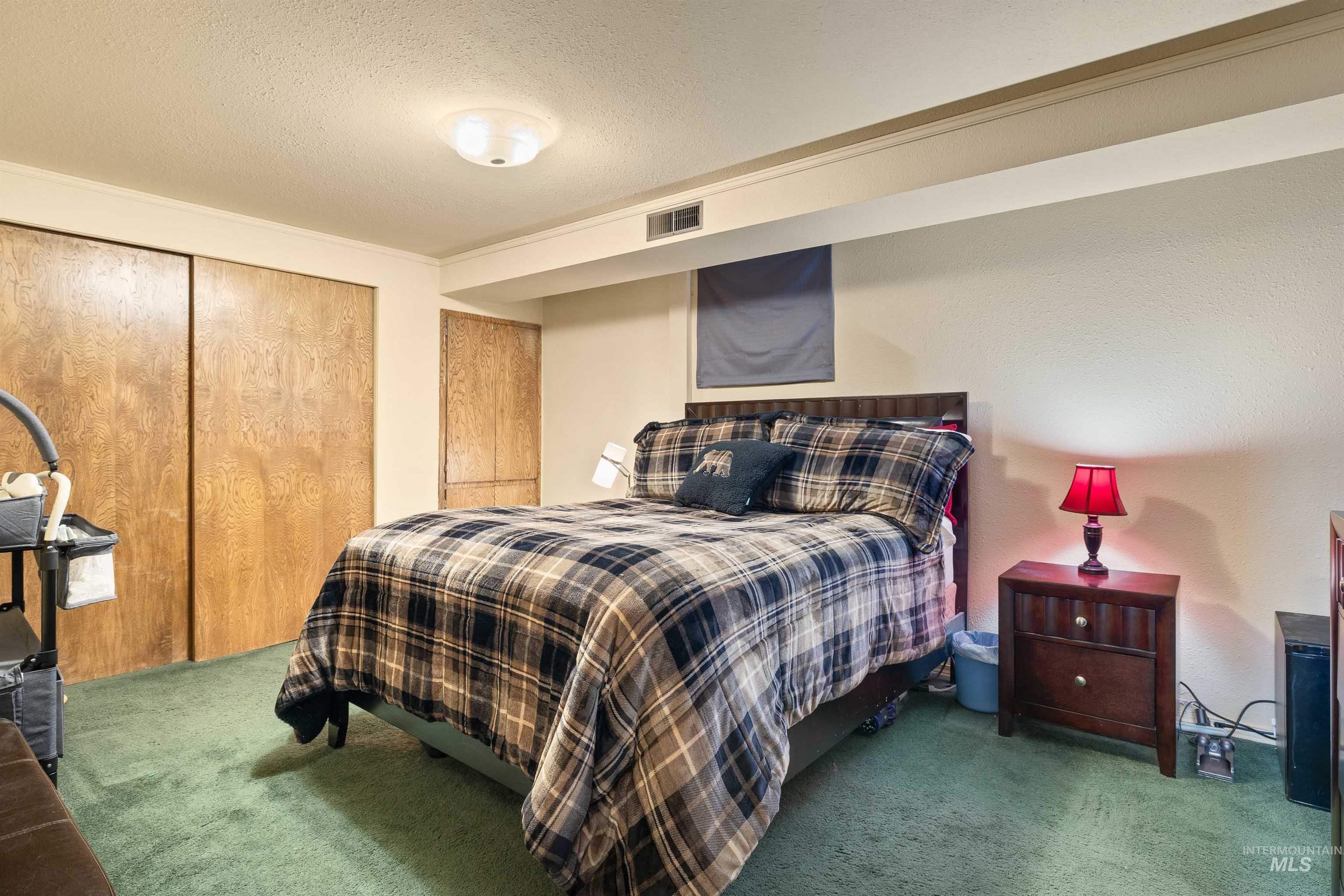 1969 9th Ave E, Twin Falls, Idaho 83301, 4 Bedrooms, 2 Bathrooms, Residential For Sale, Price $350,000,MLS 98983240