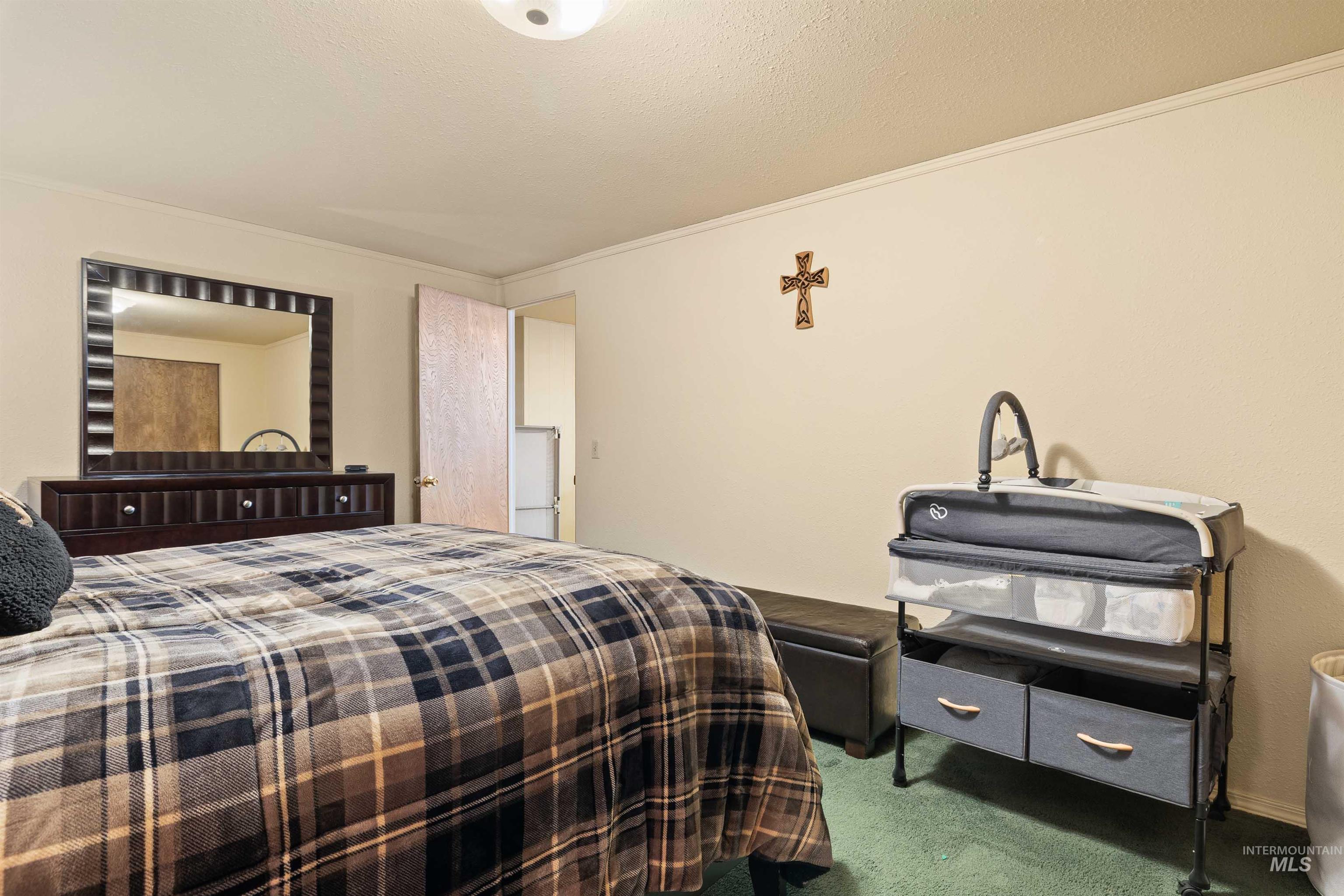 1969 9th Ave E, Twin Falls, Idaho 83301, 4 Bedrooms, 2 Bathrooms, Residential For Sale, Price $350,000,MLS 98983240