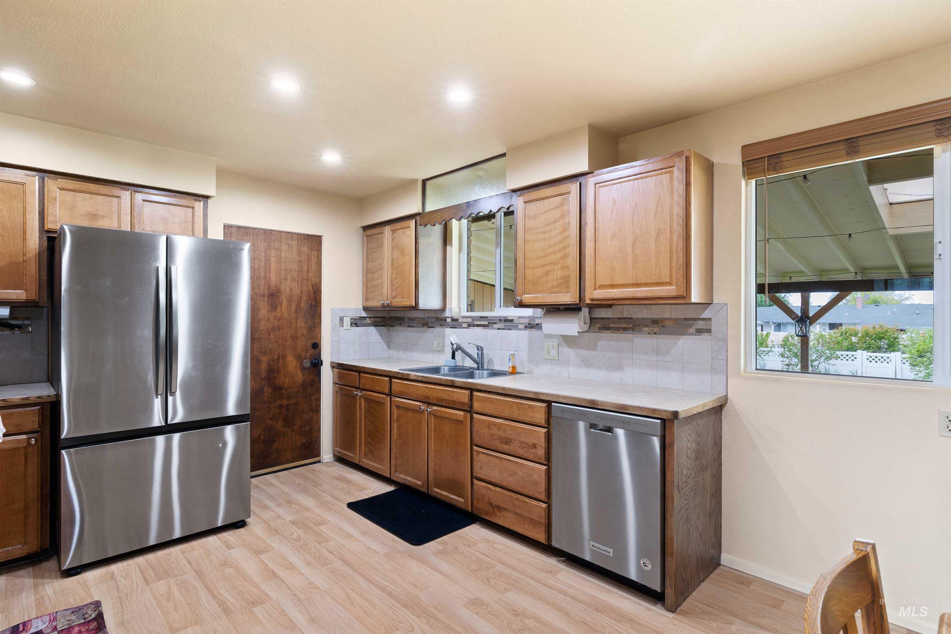 1969 9th Ave E, Twin Falls, Idaho 83301, 4 Bedrooms, 2 Bathrooms, Residential For Sale, Price $350,000,MLS 98983240