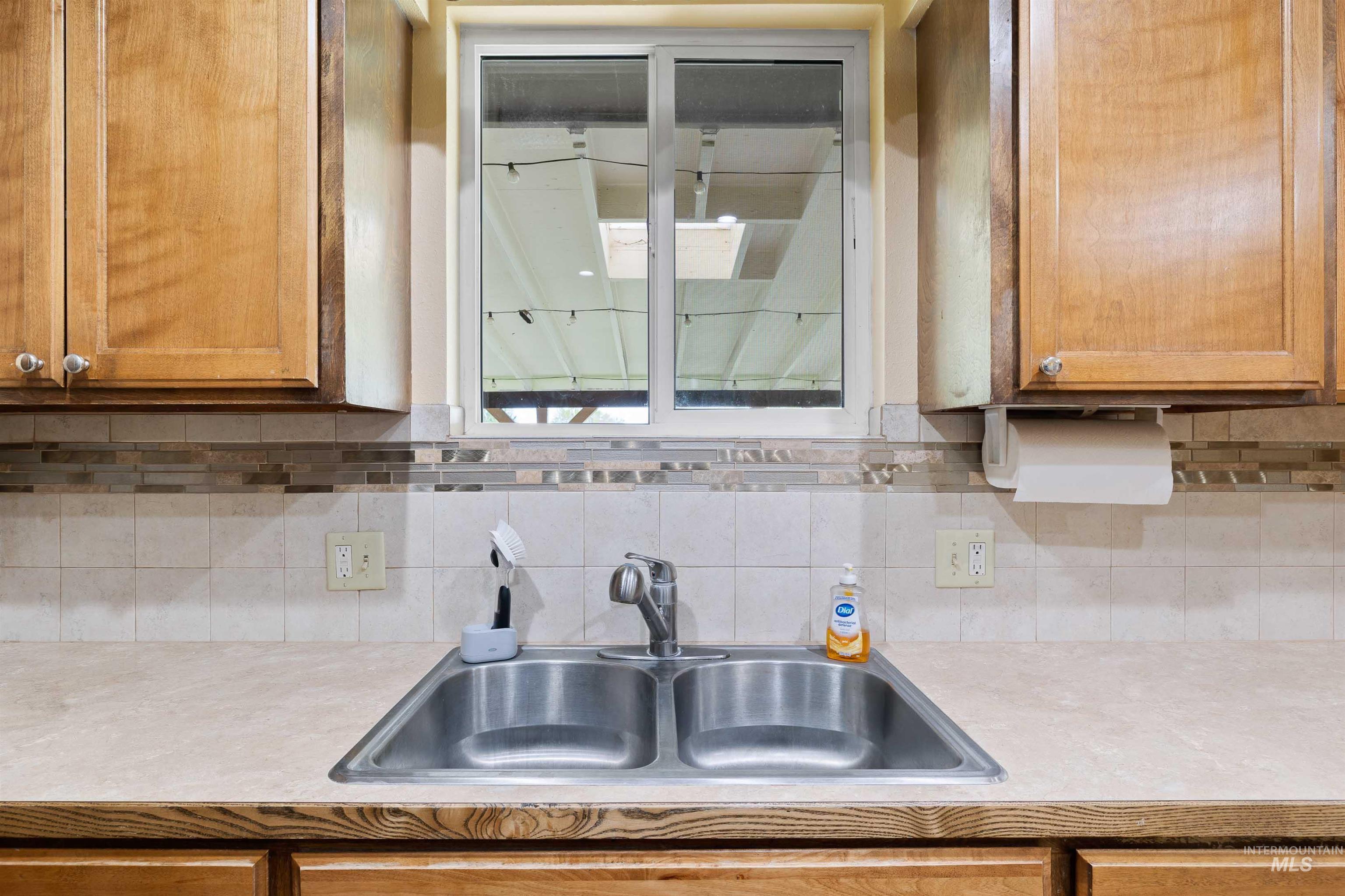 1969 9th Ave E, Twin Falls, Idaho 83301, 4 Bedrooms, 2 Bathrooms, Residential For Sale, Price $350,000,MLS 98983240