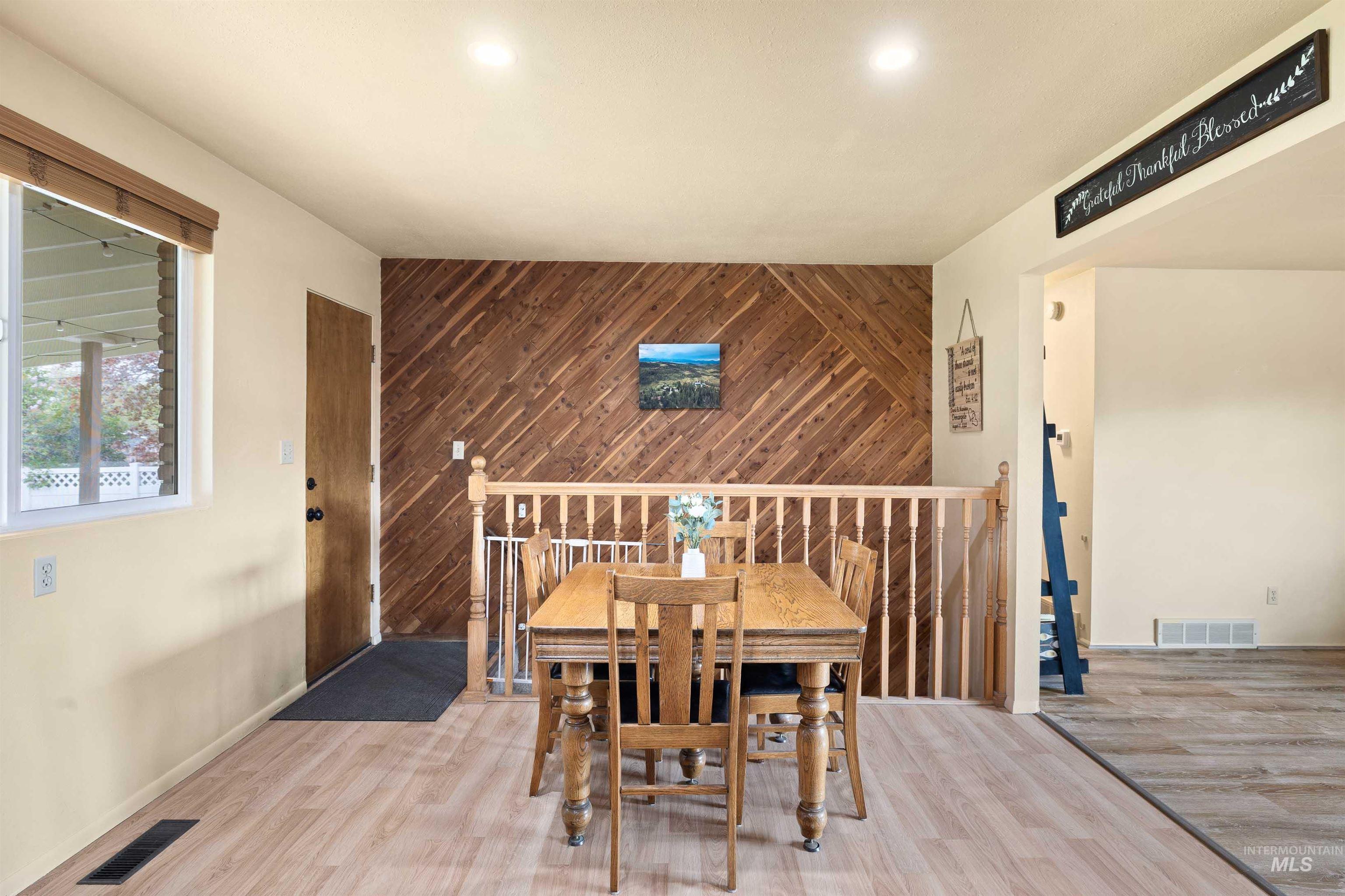 1969 9th Ave E, Twin Falls, Idaho 83301, 4 Bedrooms, 2 Bathrooms, Residential For Sale, Price $350,000,MLS 98983240