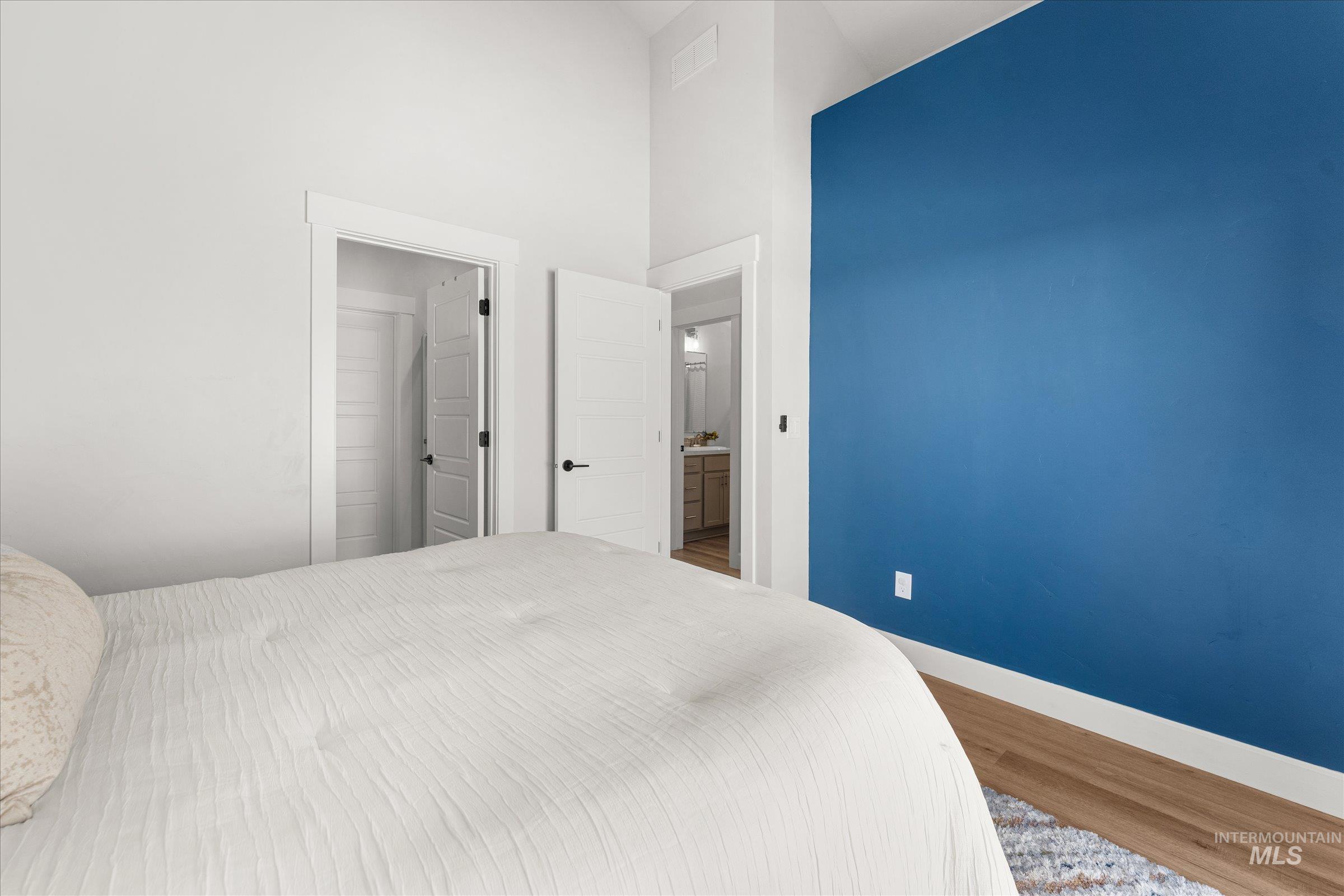 1430 W Lark Ct., Nampa, Idaho 83651-5251, 3 Bedrooms, 2 Bathrooms, Residential For Sale, Price $339,900,MLS 98983241