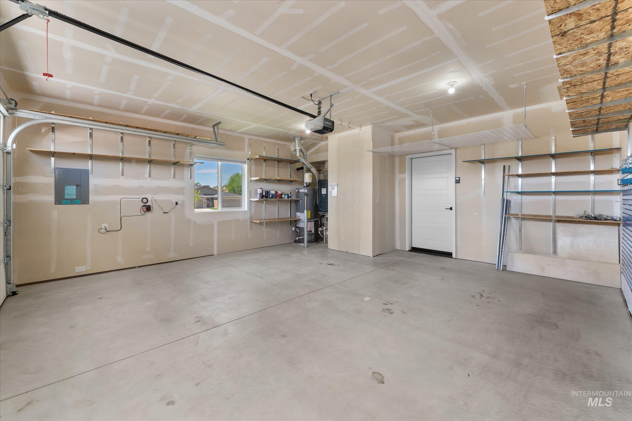 1430 W Lark Ct., Nampa, Idaho 83651-5251, 3 Bedrooms, 2 Bathrooms, Residential For Sale, Price $339,900,MLS 98983241