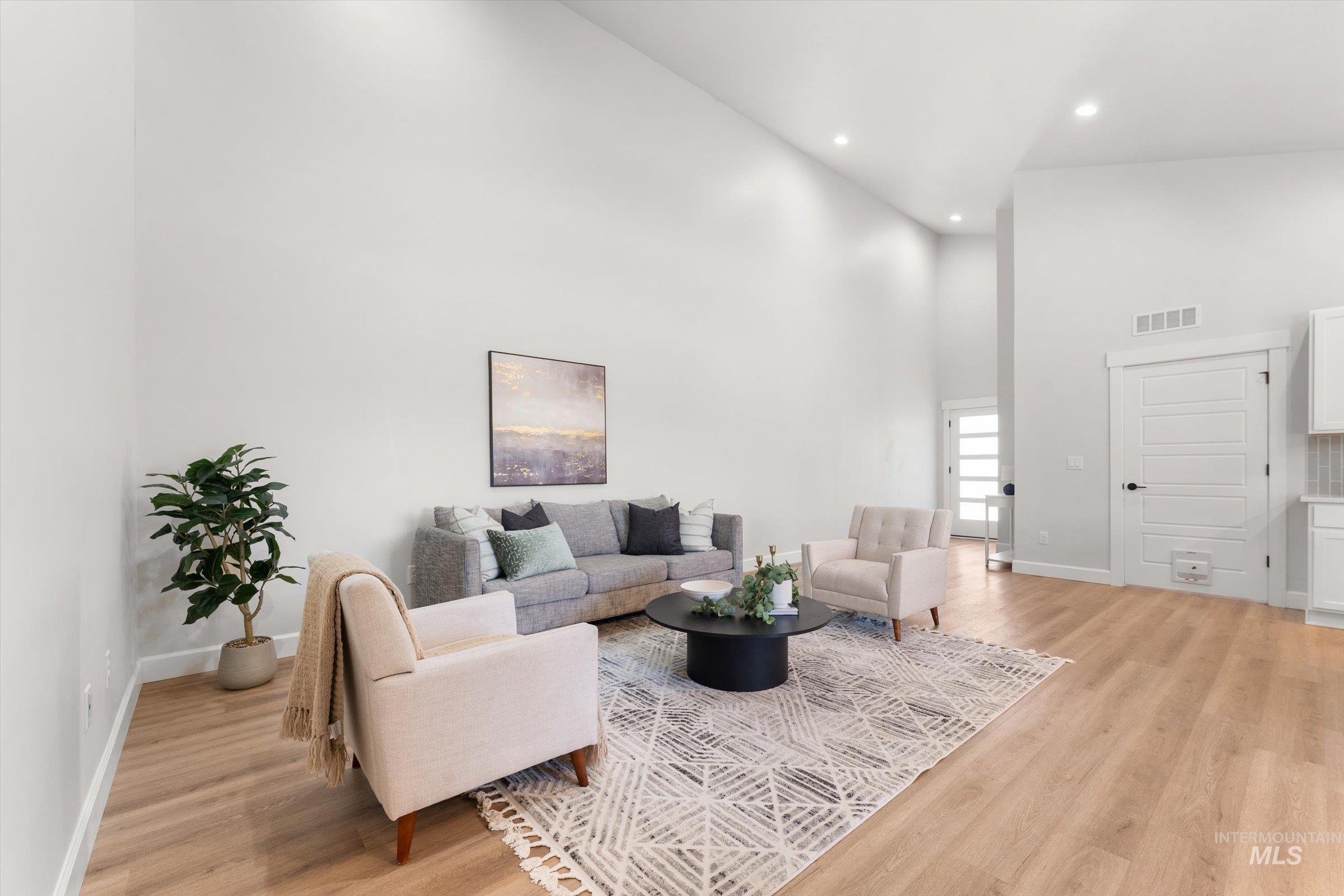 1430 W Lark Ct., Nampa, Idaho 83651-5251, 3 Bedrooms, 2 Bathrooms, Residential For Sale, Price $339,900,MLS 98983241