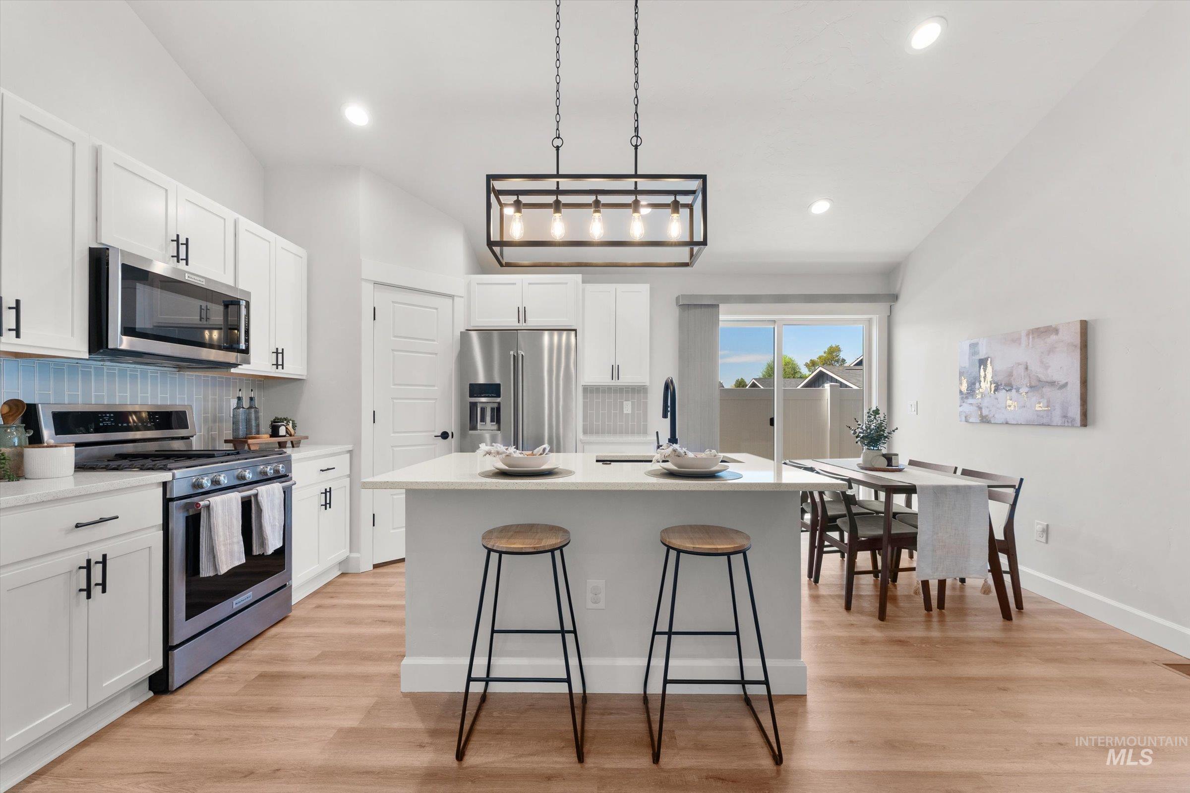 1430 W Lark Ct., Nampa, Idaho 83651-5251, 3 Bedrooms, 2 Bathrooms, Residential For Sale, Price $339,900,MLS 98983241