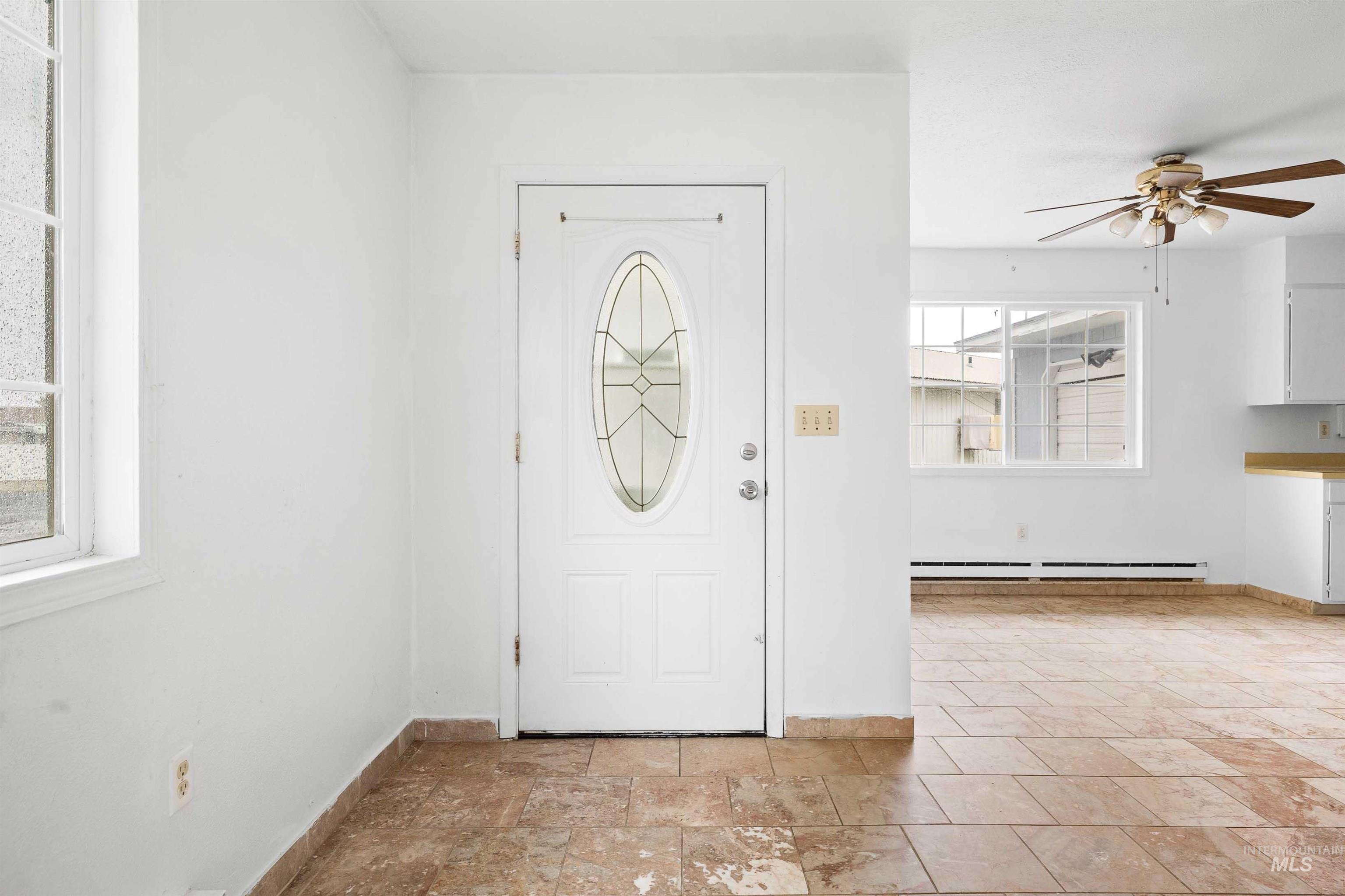 1850 18th Circle Drive, Heyburn, Idaho 83336, 3 Bedrooms, 1 Bathroom, Residential For Sale, Price $250,000,MLS 98983242