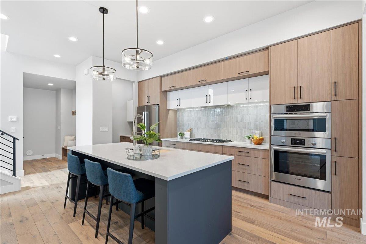 11741 N Rabbitbrush Way, Boise, Idaho 83714, 3 Bedrooms, 2.5 Bathrooms, Residential For Sale, Price $749,900,MLS 98983243