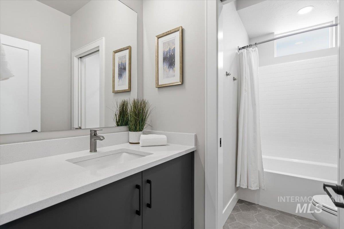 11741 N Rabbitbrush Way, Boise, Idaho 83714, 3 Bedrooms, 2.5 Bathrooms, Residential For Sale, Price $749,900,MLS 98983243