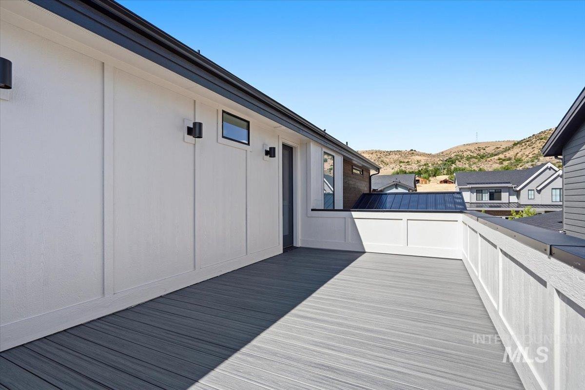 11741 N Rabbitbrush Way, Boise, Idaho 83714, 3 Bedrooms, 2.5 Bathrooms, Residential For Sale, Price $739,900,MLS 98983243