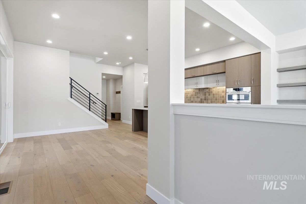 11741 N Rabbitbrush Way, Boise, Idaho 83714, 3 Bedrooms, 2.5 Bathrooms, Residential For Sale, Price $739,900,MLS 98983243