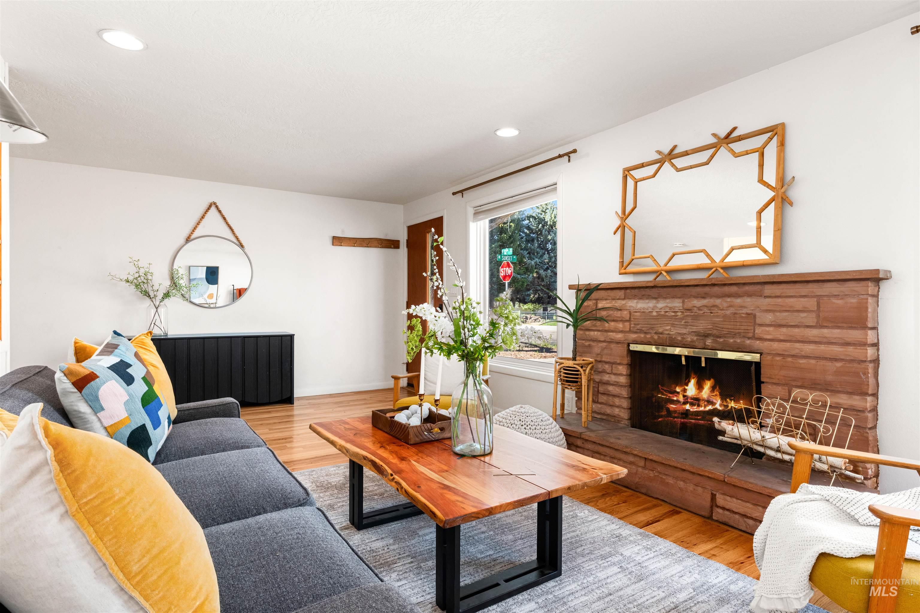 2500 N 32nd St, Boise, Idaho 83703, 3 Bedrooms, 1 Bathroom, Residential For Sale, Price $547,000,MLS 98983244