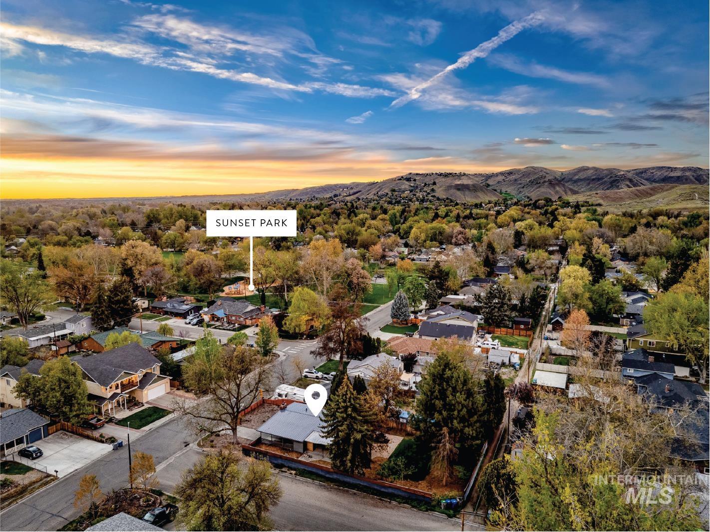 2500 N 32nd St, Boise, Idaho 83703, 3 Bedrooms, 1 Bathroom, Residential For Sale, Price $547,000,MLS 98983244