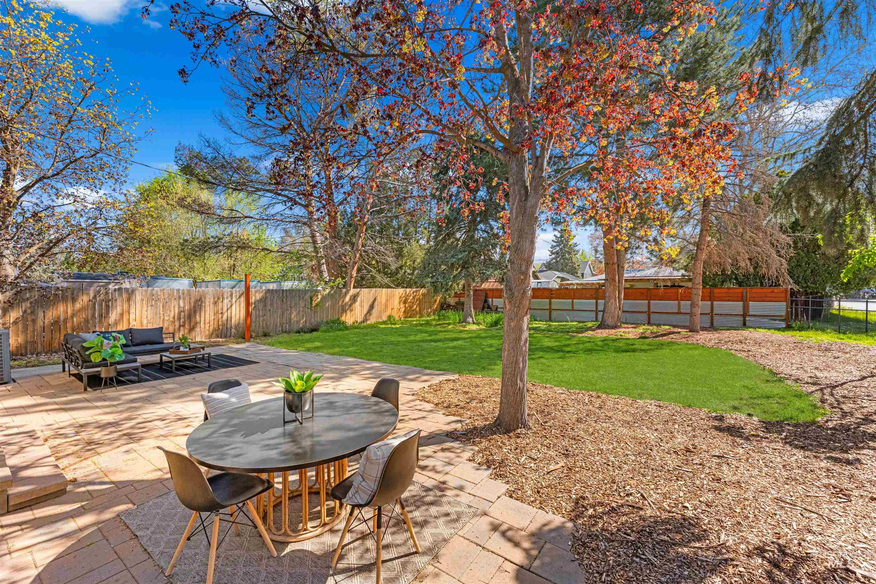 2500 N 32nd St, Boise, Idaho 83703, 3 Bedrooms, 1 Bathroom, Residential For Sale, Price $547,000,MLS 98983244