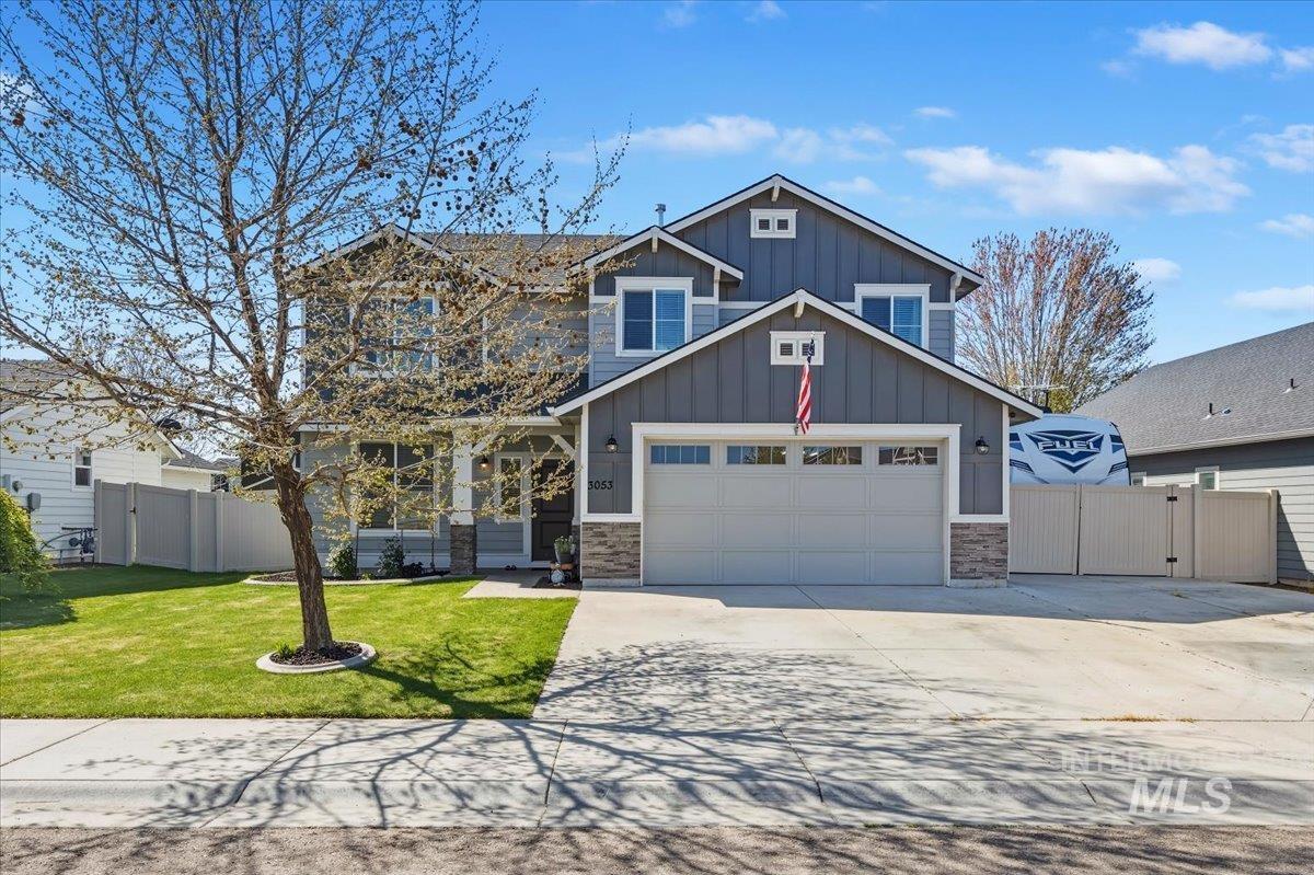 3053 W Tango Creek St., Meridian, Idaho 83646, 5 Bedrooms, 2.5 Bathrooms, Residential For Sale, Price $599,000,MLS 98983245