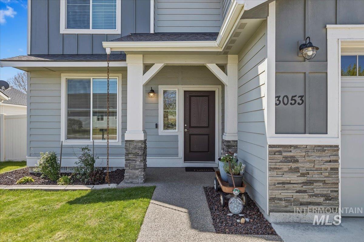 3053 W Tango Creek St., Meridian, Idaho 83646, 5 Bedrooms, 2.5 Bathrooms, Residential For Sale, Price $599,000,MLS 98983245