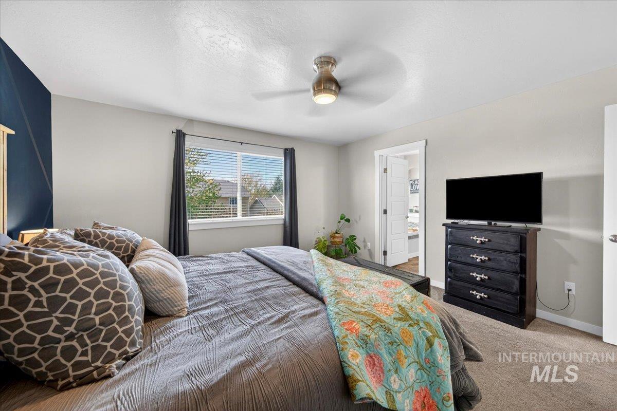 3053 W Tango Creek St., Meridian, Idaho 83646, 5 Bedrooms, 2.5 Bathrooms, Residential For Sale, Price $599,000,MLS 98983245