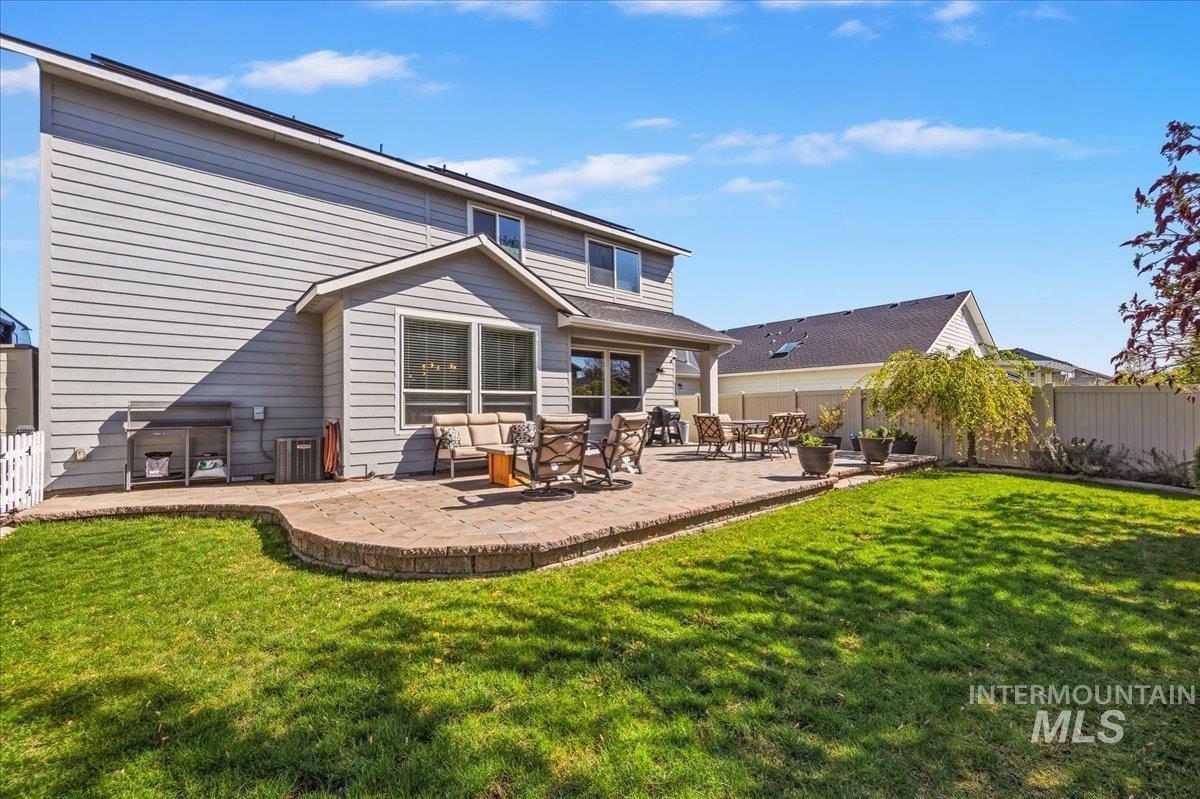 3053 W Tango Creek St., Meridian, Idaho 83646, 5 Bedrooms, 2.5 Bathrooms, Residential For Sale, Price $599,000,MLS 98983245