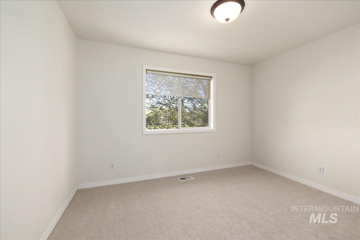 1130 W Colchester Dr, Eagle, Idaho 83616, 4 Bedrooms, 2.5 Bathrooms, Residential For Sale, Price $1,050,000,MLS 98983249