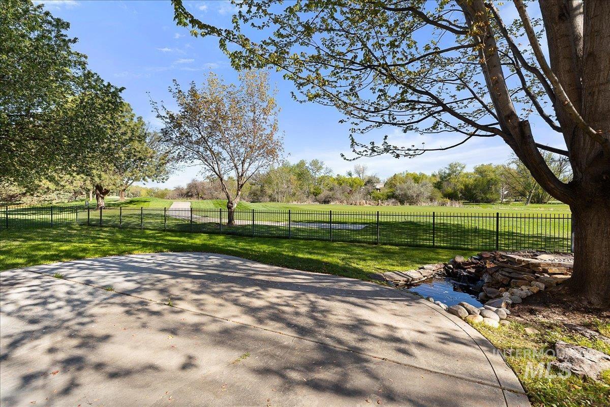 1130 W Colchester Dr, Eagle, Idaho 83616, 4 Bedrooms, 2.5 Bathrooms, Residential For Sale, Price $1,050,000,MLS 98983249