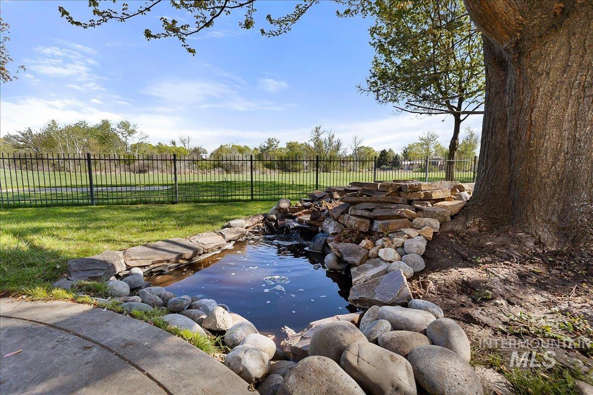 1130 W Colchester Dr, Eagle, Idaho 83616, 4 Bedrooms, 2.5 Bathrooms, Residential For Sale, Price $1,050,000,MLS 98983249