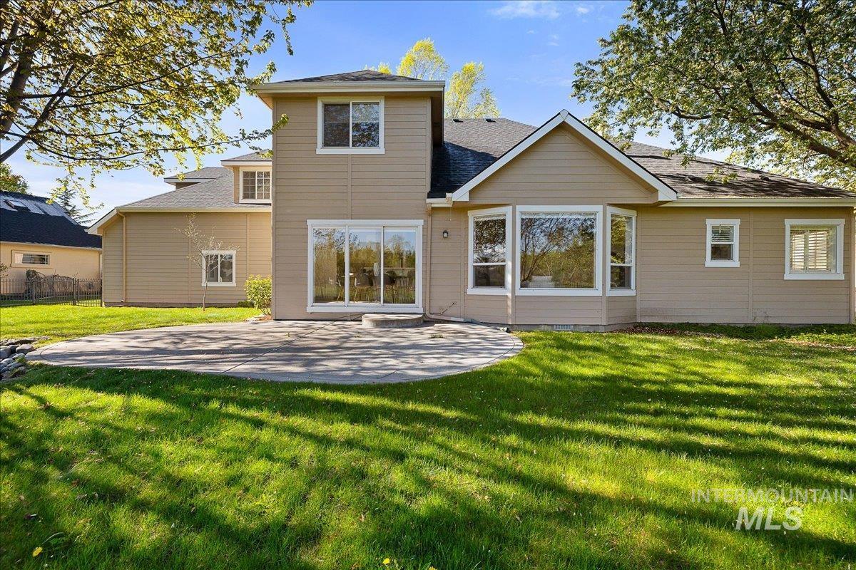 1130 W Colchester Dr, Eagle, Idaho 83616, 4 Bedrooms, 2.5 Bathrooms, Residential For Sale, Price $1,050,000,MLS 98983249