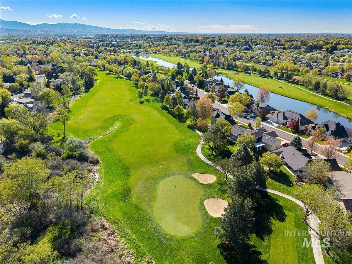 1130 W Colchester Dr, Eagle, Idaho 83616, 4 Bedrooms, 2.5 Bathrooms, Residential For Sale, Price $1,050,000,MLS 98983249