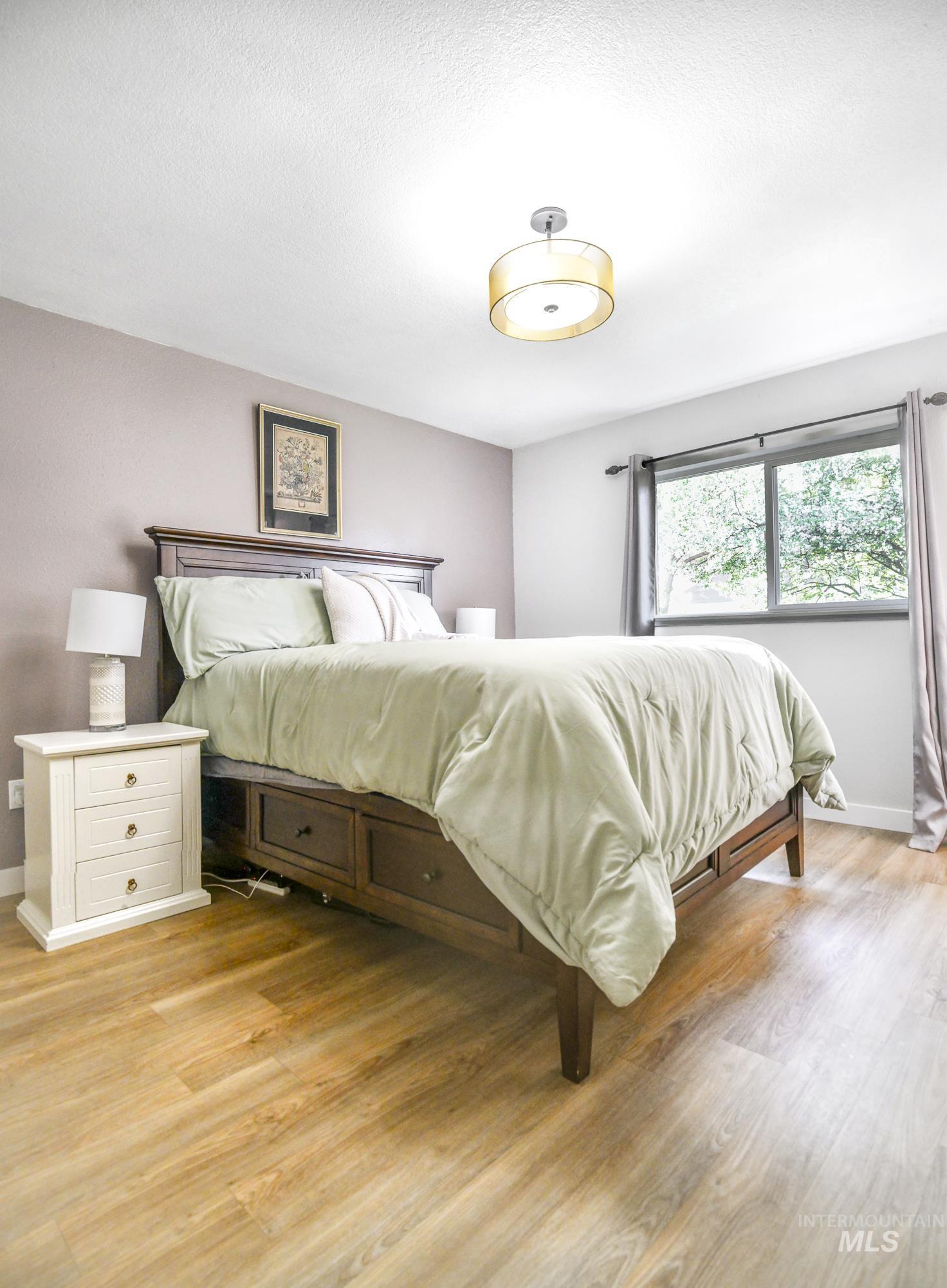 3918 S North Church Pl, Boise, Idaho 83706, 3 Bedrooms, 2 Bathrooms, Residential For Sale, Price $470,000,MLS 98983250