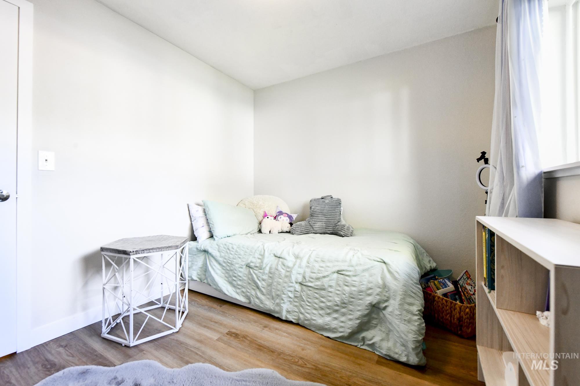 3918 S North Church Pl, Boise, Idaho 83706, 3 Bedrooms, 2 Bathrooms, Residential For Sale, Price $470,000,MLS 98983250