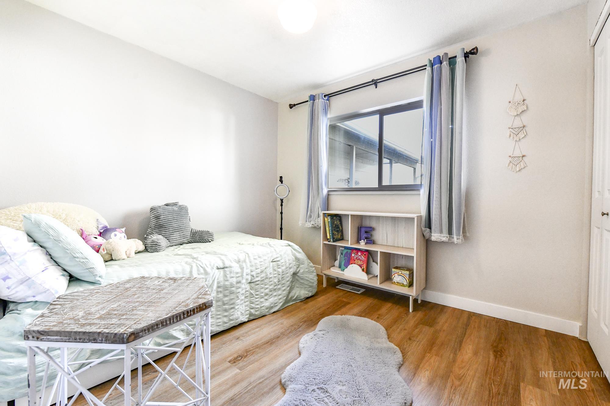 3918 S North Church Pl, Boise, Idaho 83706, 3 Bedrooms, 2 Bathrooms, Residential For Sale, Price $470,000,MLS 98983250