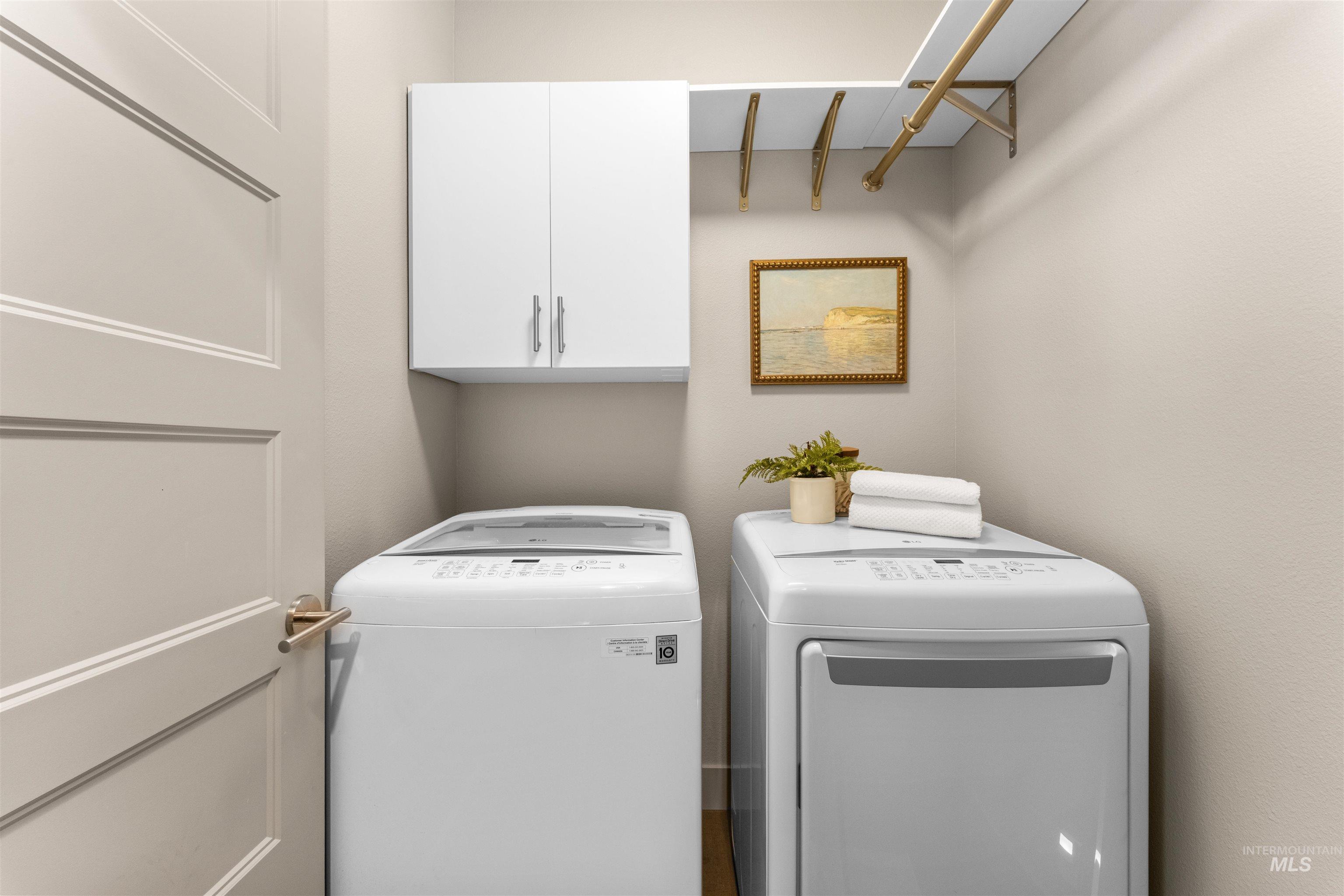 5056 E Mill Station Dr, Boise, Idaho 83716, 4 Bedrooms, 2.5 Bathrooms, Residential For Sale, Price $739,000,MLS 98983251