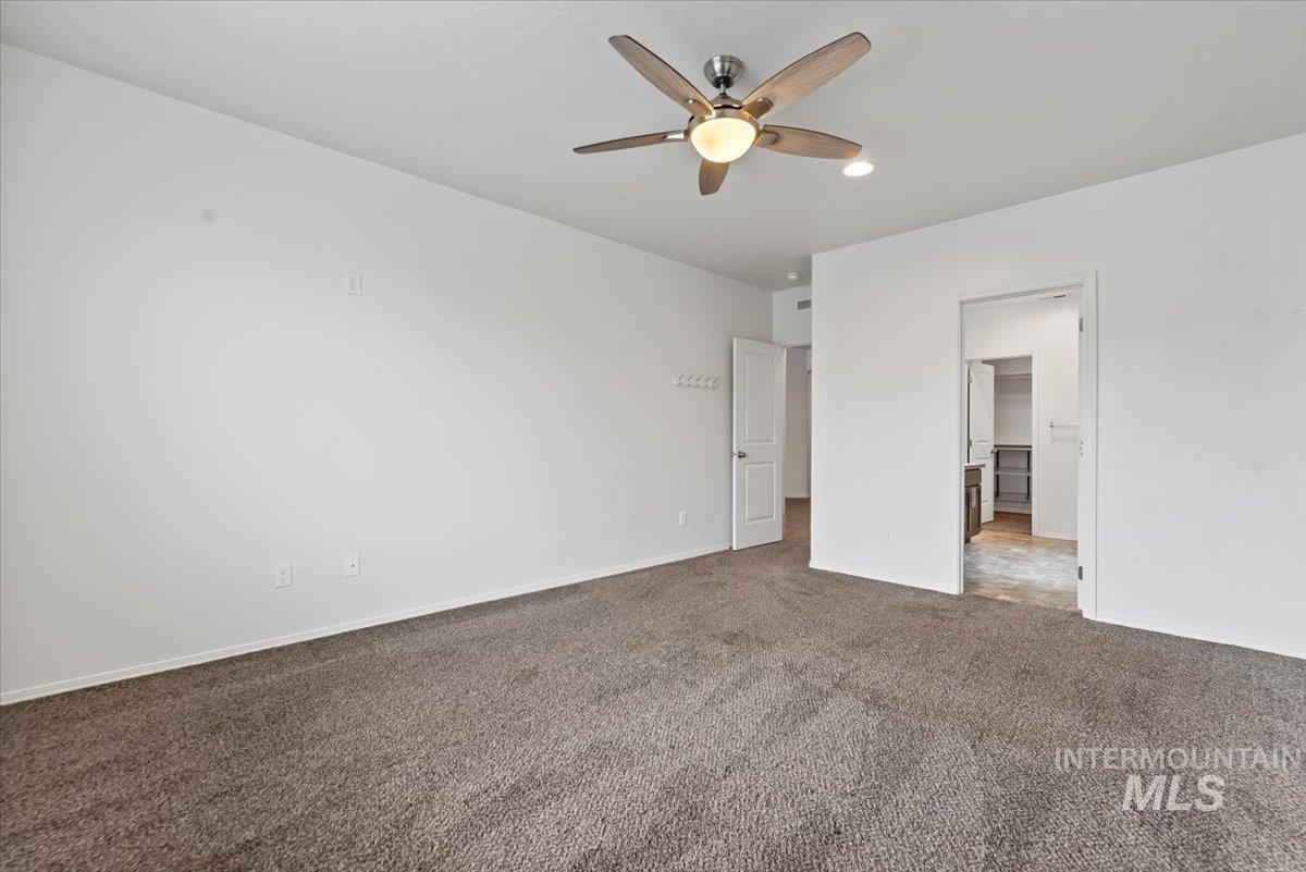 4004 Winged Dove St., Caldwell, Idaho 83605, 4 Bedrooms, 3 Bathrooms, Residential For Sale, Price $429,000,MLS 98983254