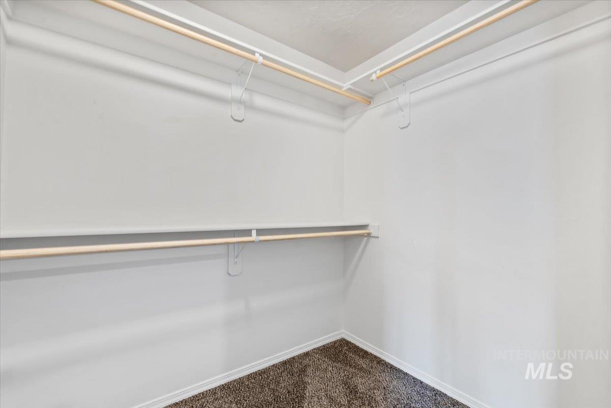 4004 Winged Dove St., Caldwell, Idaho 83605, 4 Bedrooms, 3 Bathrooms, Residential For Sale, Price $429,000,MLS 98983254