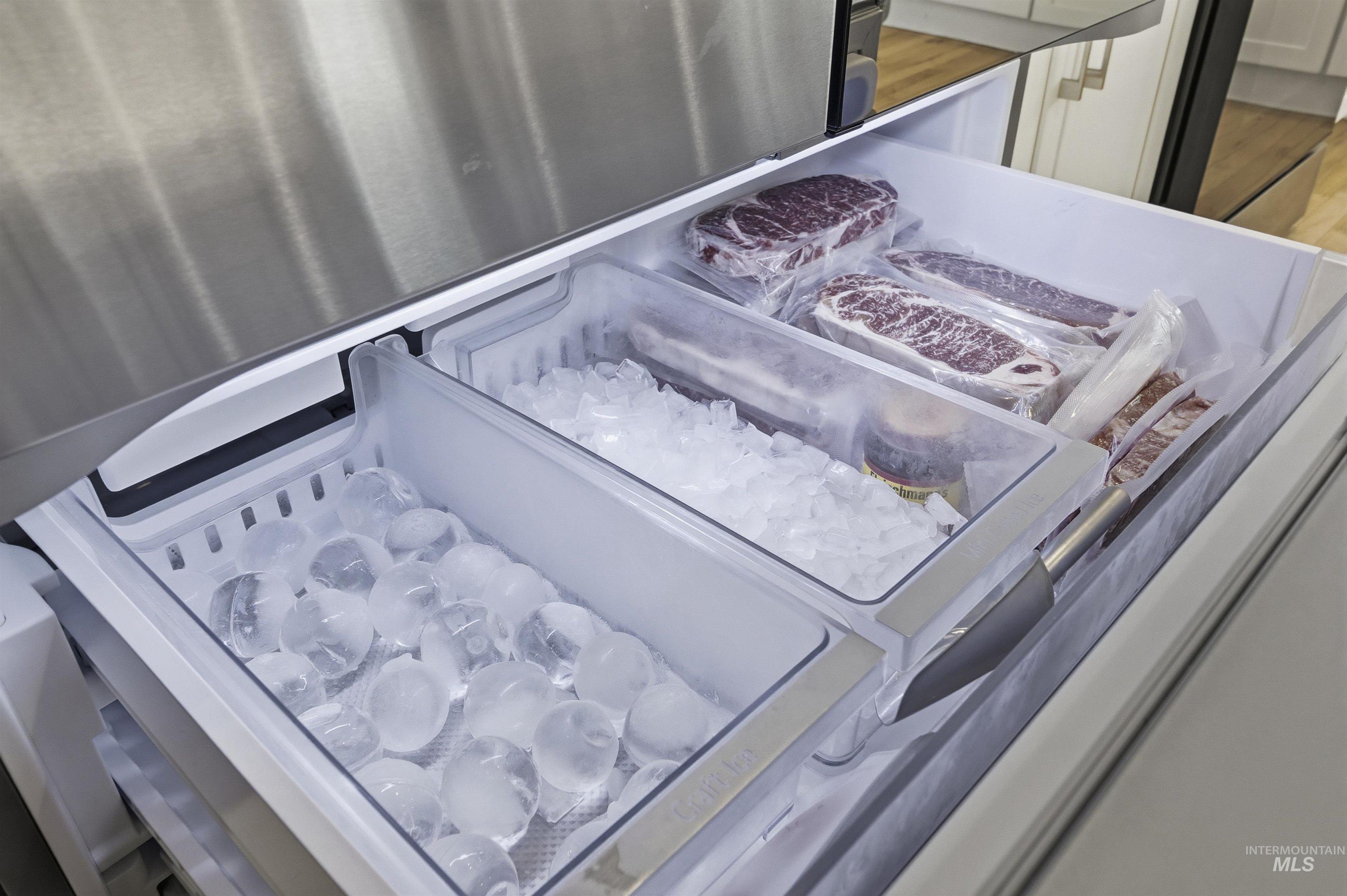 209 Wheatland Court, Moscow, Idaho 83843, 4 Bedrooms, 3 Bathrooms, Residential For Sale, Price $459,000,MLS 98983255