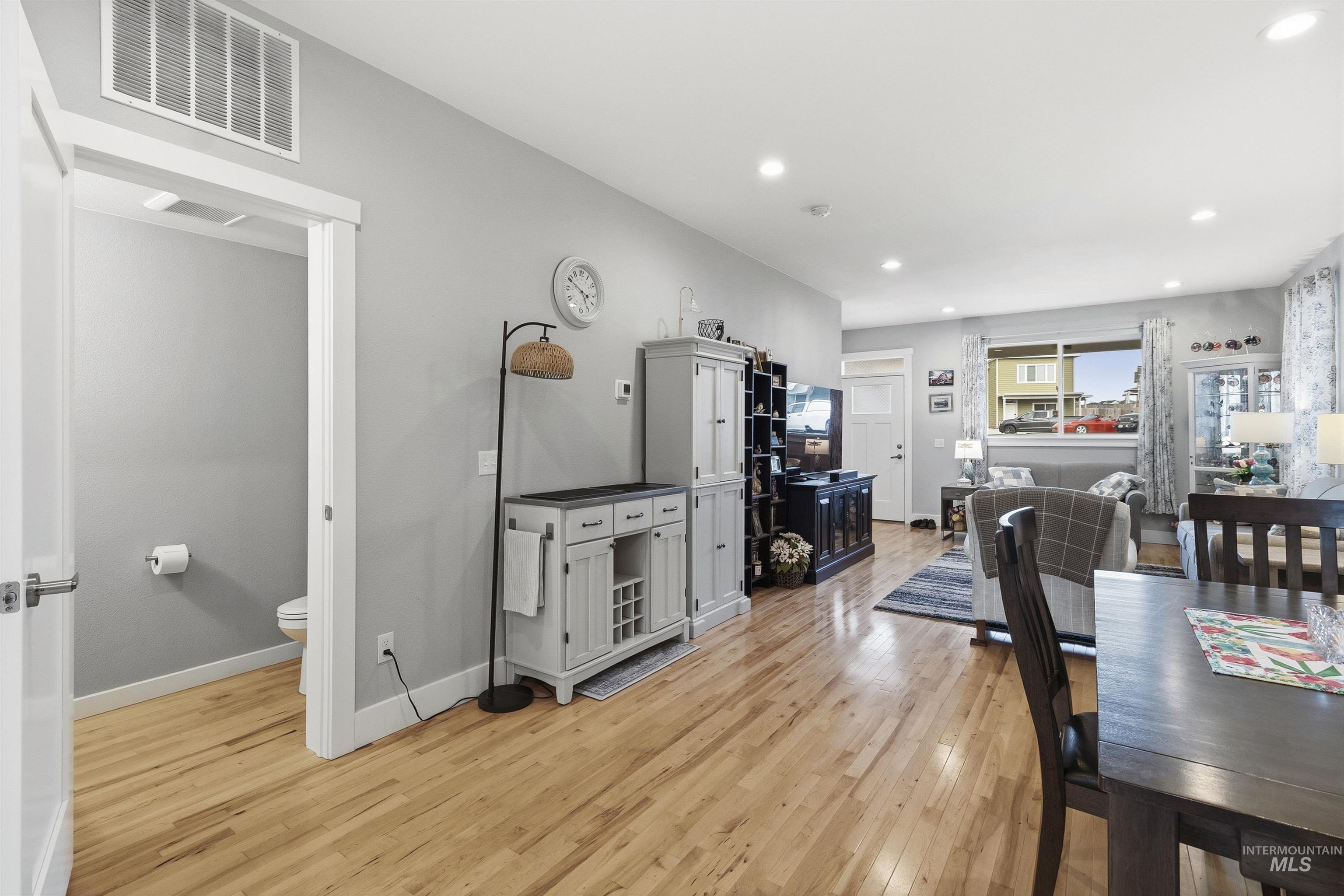 209 Wheatland Court, Moscow, Idaho 83843, 4 Bedrooms, 3 Bathrooms, Residential For Sale, Price $459,000,MLS 98983255