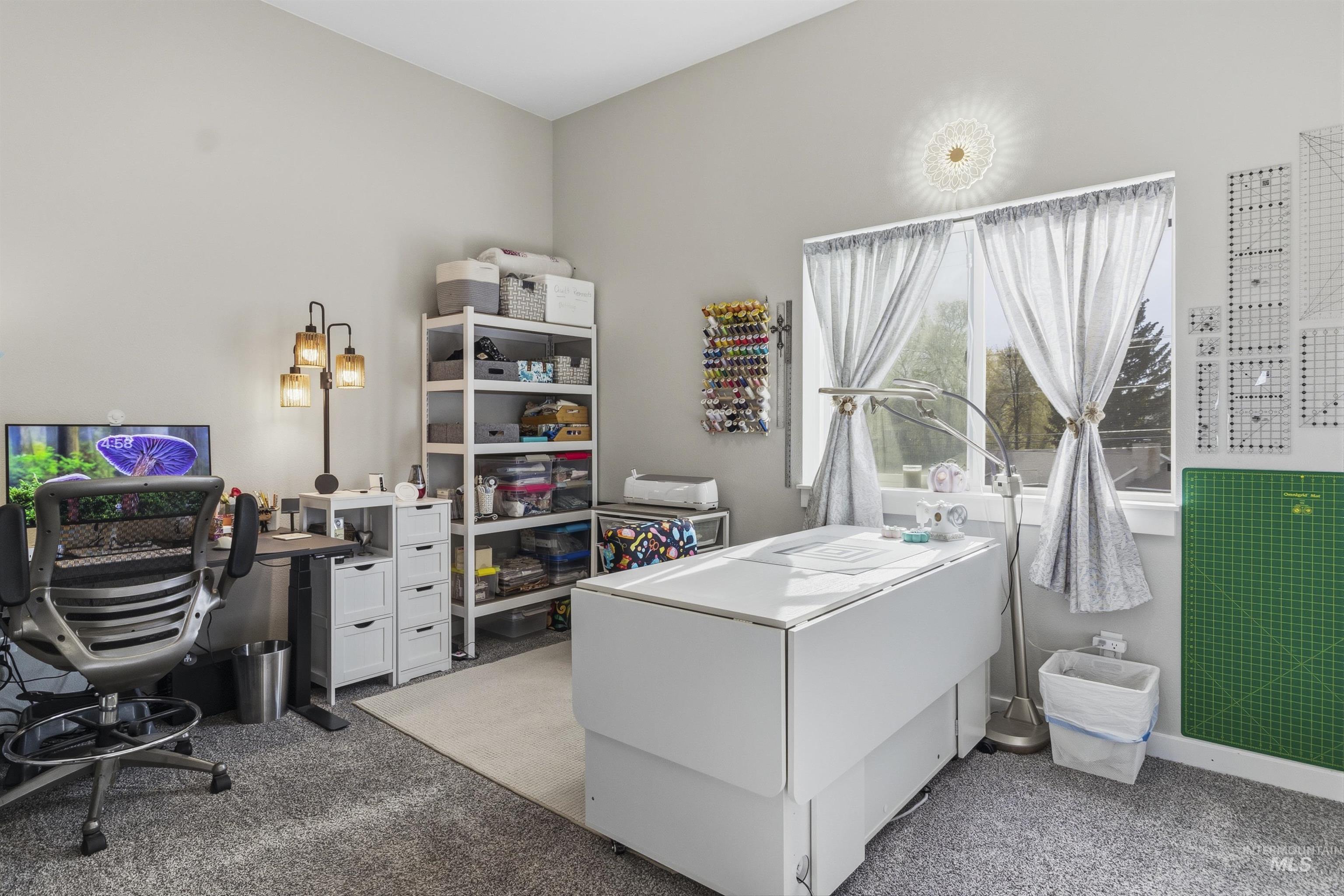 209 Wheatland Court, Moscow, Idaho 83843, 4 Bedrooms, 3 Bathrooms, Residential For Sale, Price $459,000,MLS 98983255