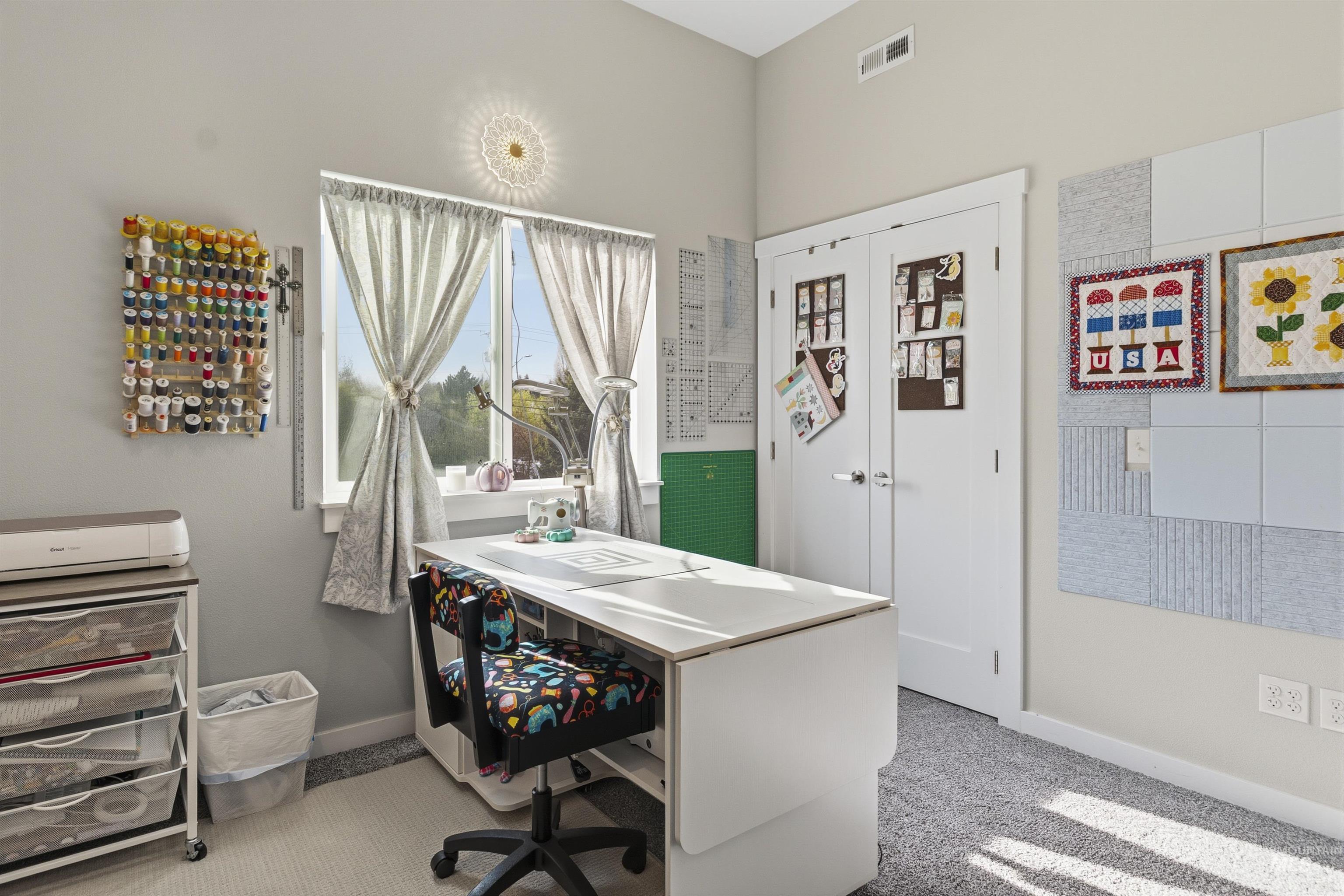 209 Wheatland Court, Moscow, Idaho 83843, 4 Bedrooms, 3 Bathrooms, Residential For Sale, Price $459,000,MLS 98983255