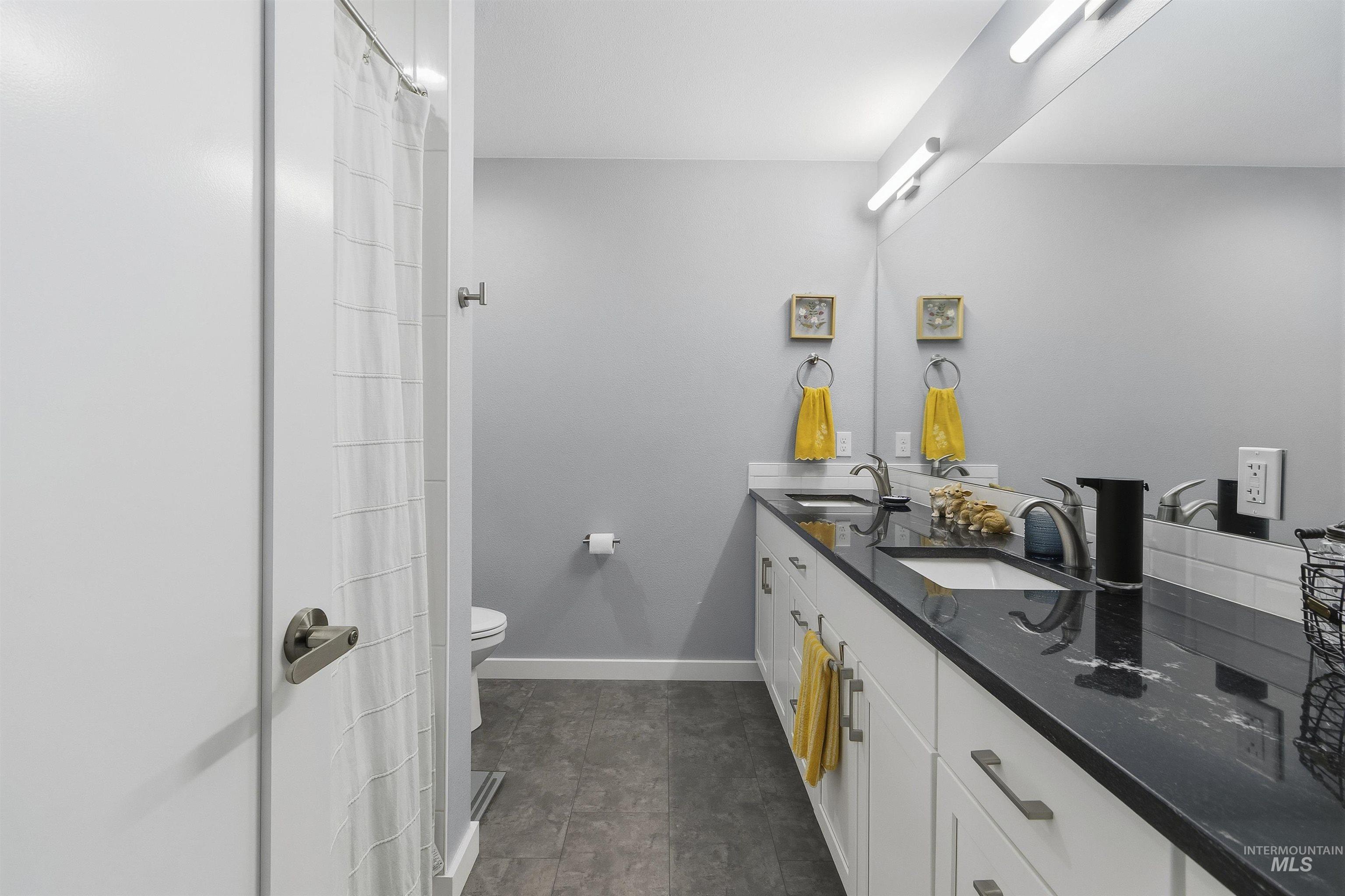 209 Wheatland Court, Moscow, Idaho 83843, 4 Bedrooms, 3 Bathrooms, Residential For Sale, Price $459,000,MLS 98983255