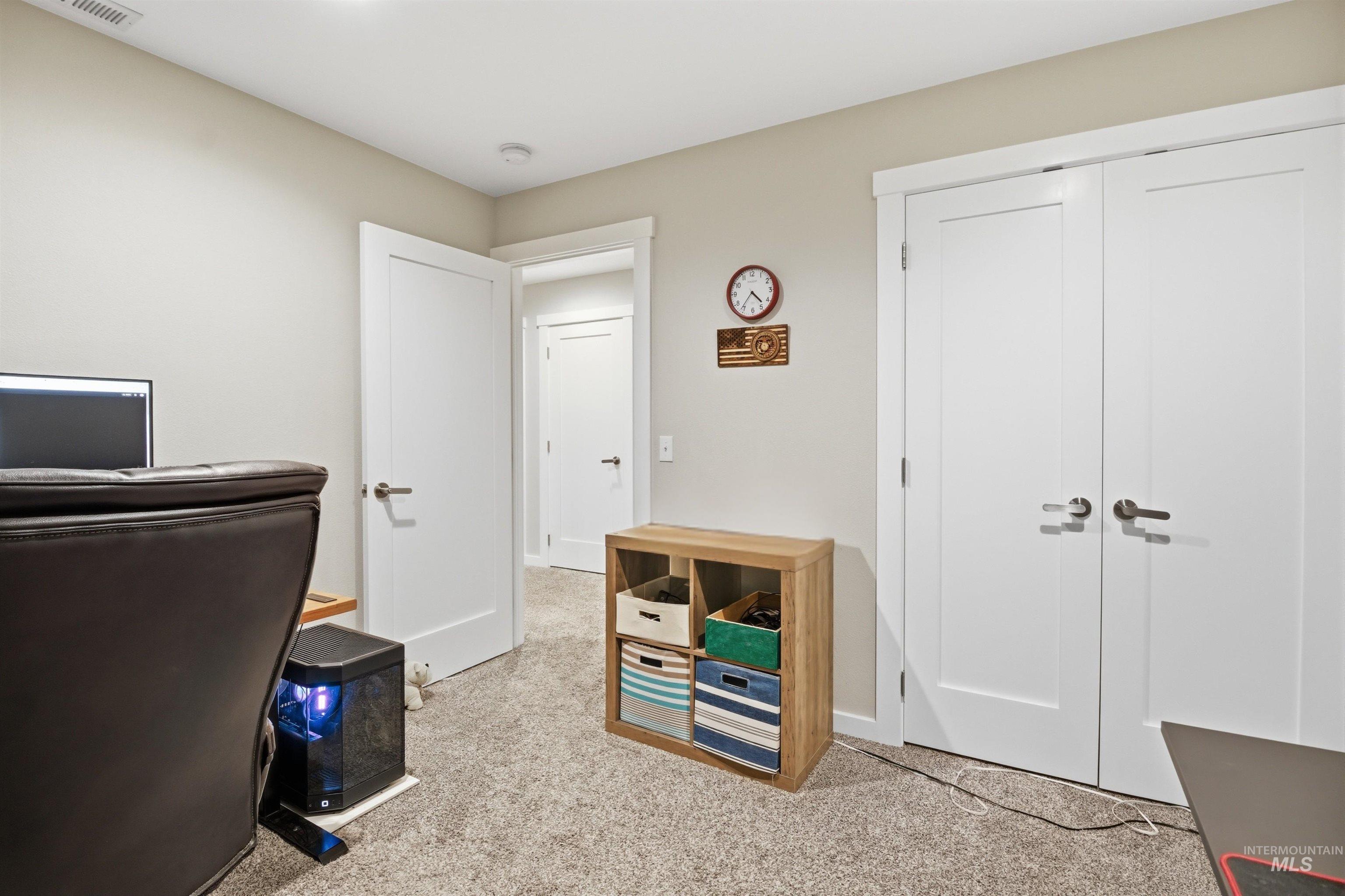 209 Wheatland Court, Moscow, Idaho 83843, 4 Bedrooms, 3 Bathrooms, Residential For Sale, Price $459,000,MLS 98983255