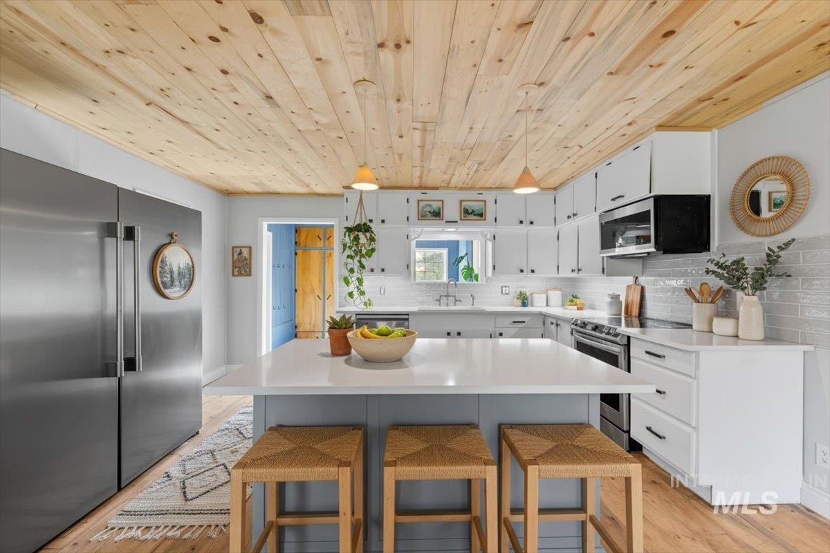 11980 N Highway 52, Horseshoe Bend, Idaho 83629, 6 Bedrooms, 3 Bathrooms, Residential For Sale, Price $695,000,MLS 98983257