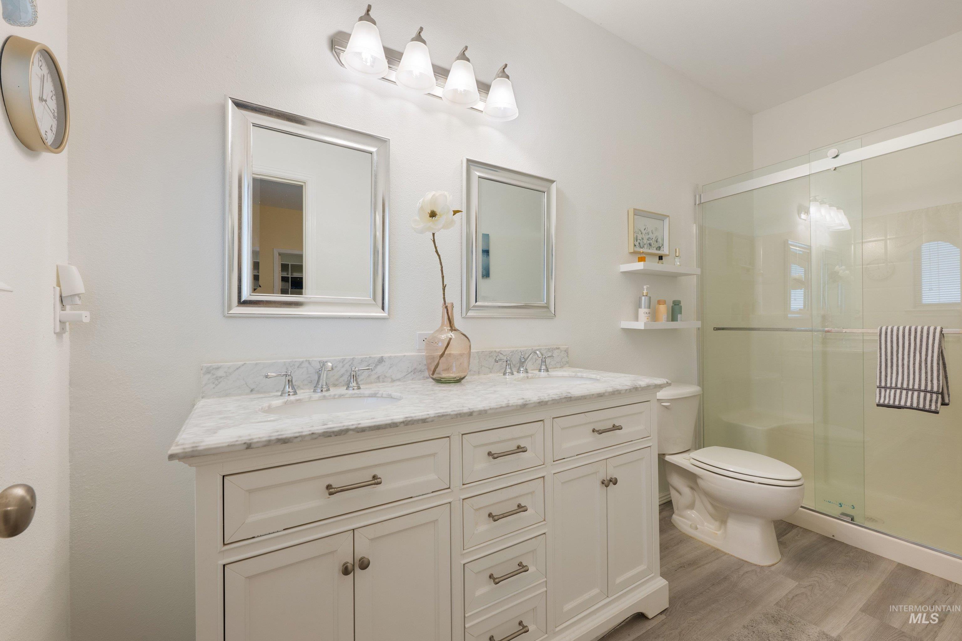 1574 N Wintertree Avenue, Meridian, Idaho 83642, 3 Bedrooms, 2 Bathrooms, Residential For Sale, Price $415,000,MLS 98983259