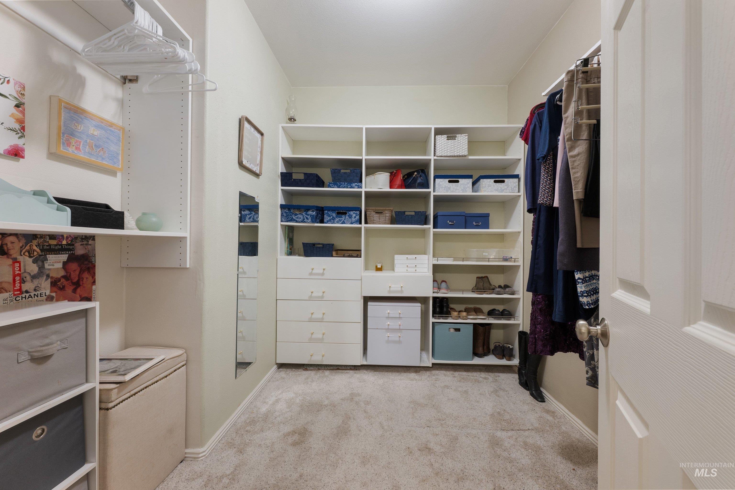 1574 N Wintertree Avenue, Meridian, Idaho 83642, 3 Bedrooms, 2 Bathrooms, Residential For Sale, Price $415,000,MLS 98983259