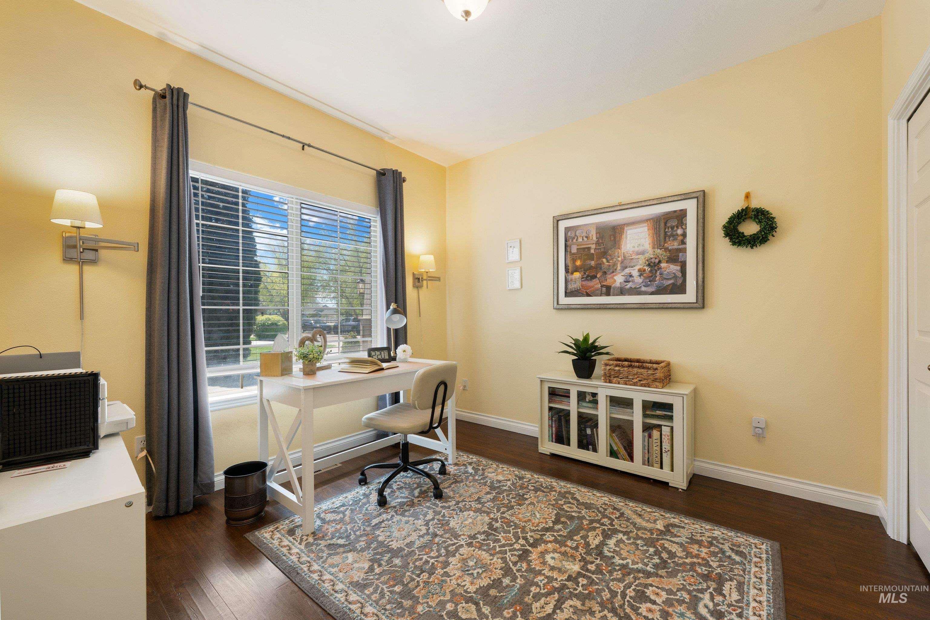 1574 N Wintertree Avenue, Meridian, Idaho 83642, 3 Bedrooms, 2 Bathrooms, Residential For Sale, Price $415,000,MLS 98983259