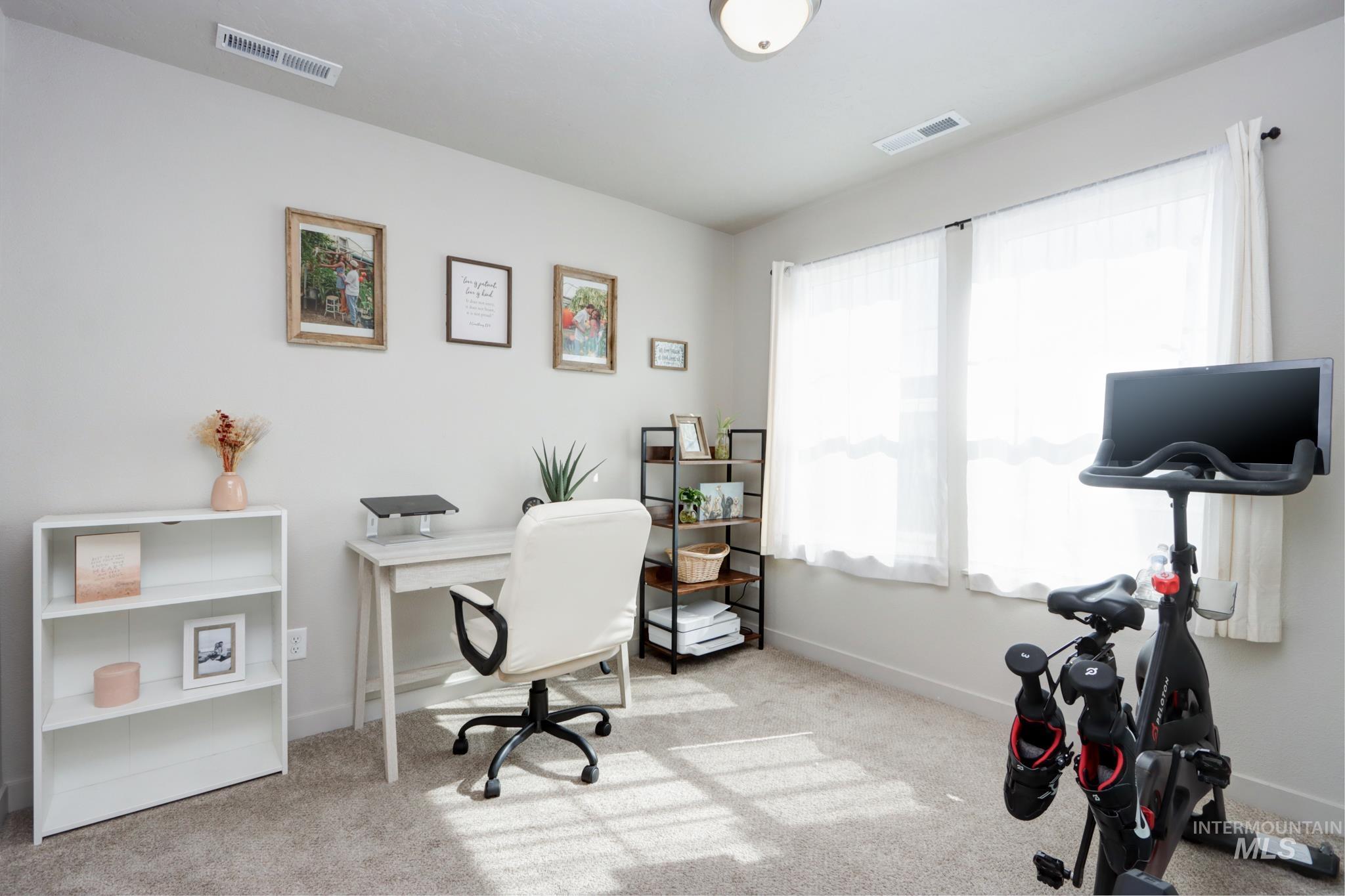 795 N Baldner Point Place, Nampa, Idaho 83651, 3 Bedrooms, 2 Bathrooms, Residential For Sale, Price $349,000,MLS 98983260