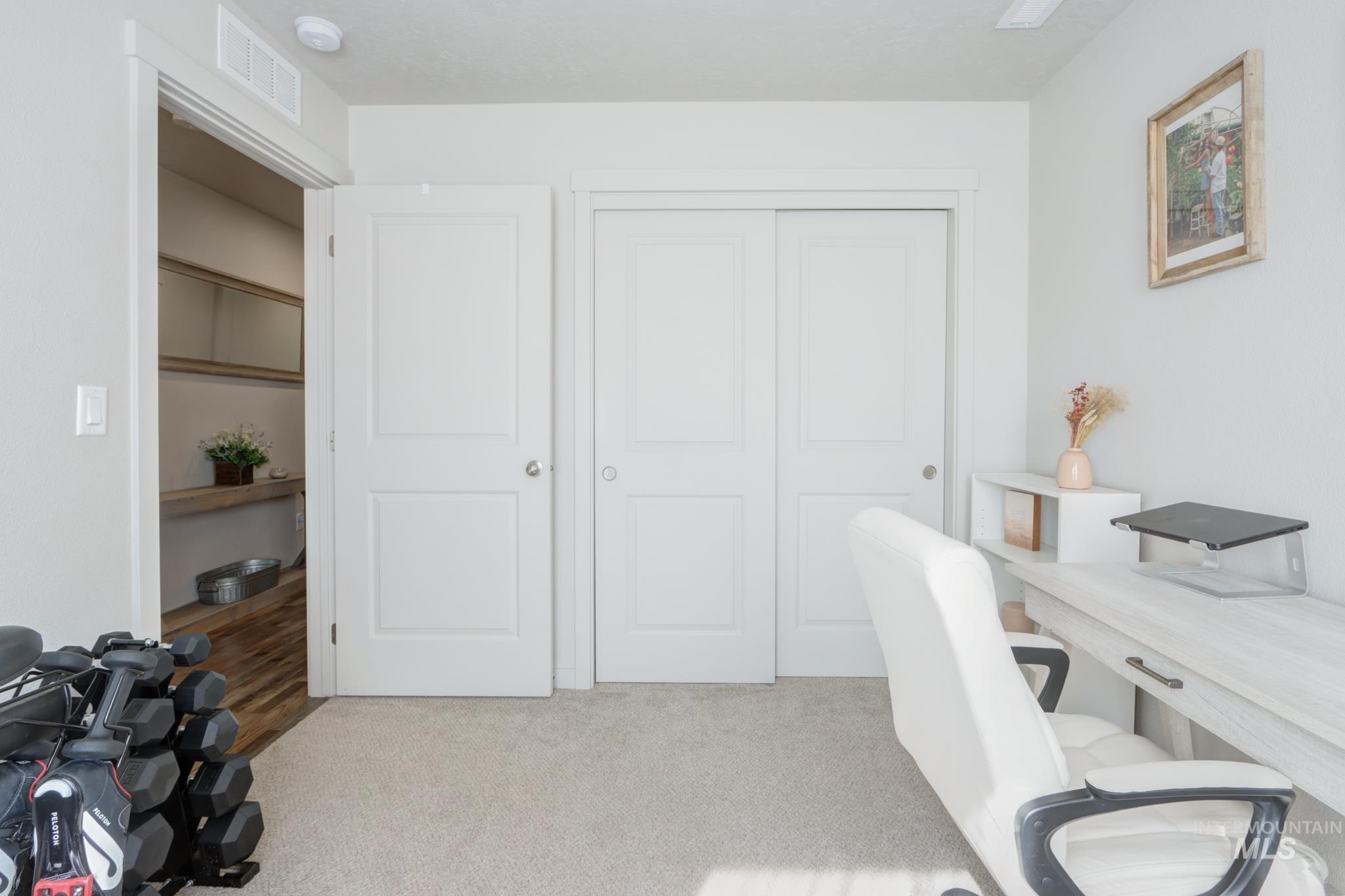 795 N Baldner Point Place, Nampa, Idaho 83651, 3 Bedrooms, 2 Bathrooms, Residential For Sale, Price $349,000,MLS 98983260