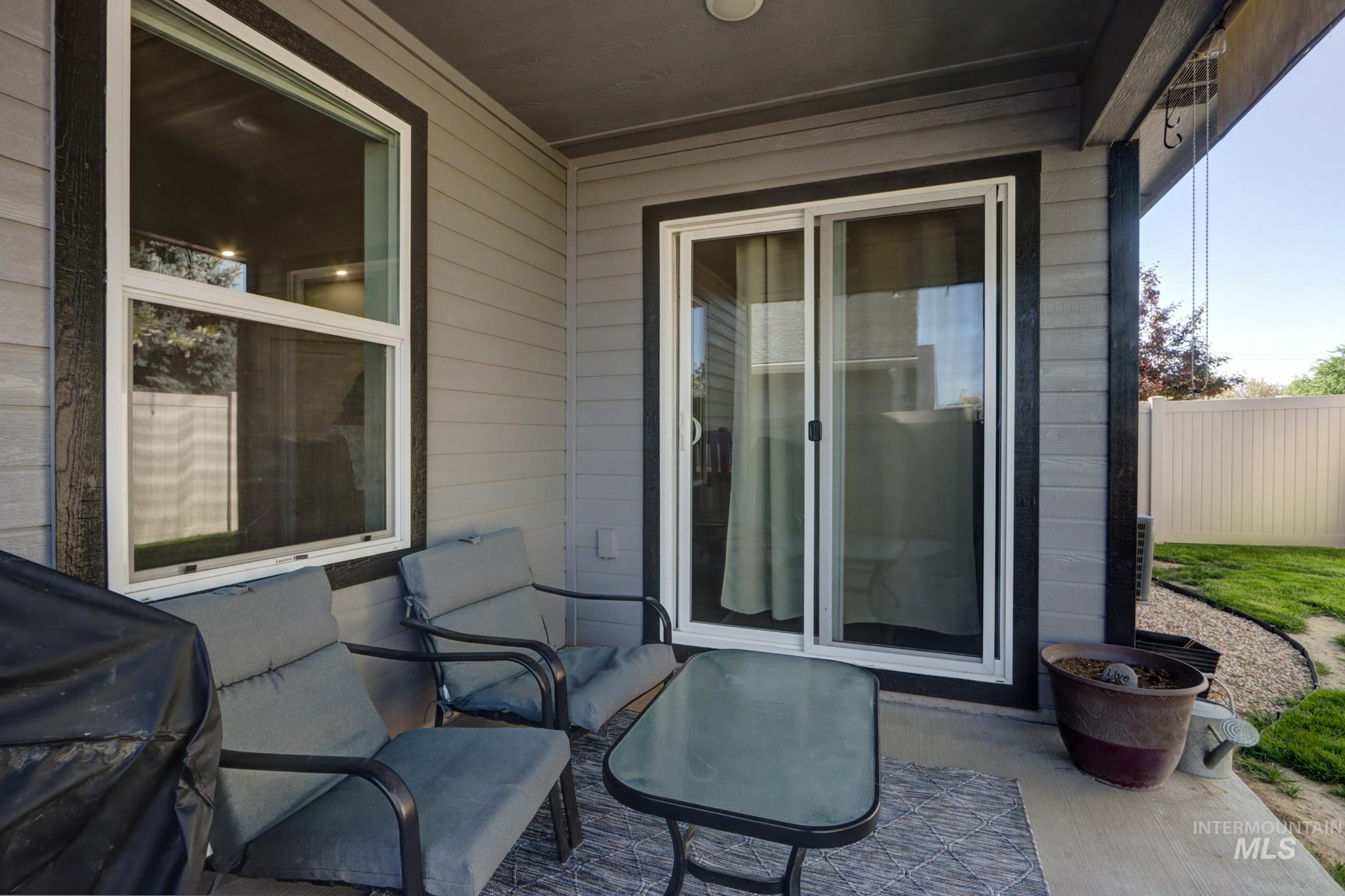 795 N Baldner Point Place, Nampa, Idaho 83651, 3 Bedrooms, 2 Bathrooms, Residential For Sale, Price $349,000,MLS 98983260