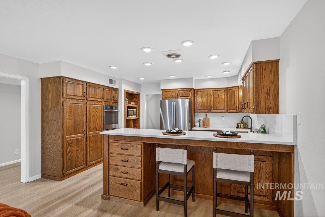 1549 E Lenz Lane, Boise, Idaho 83712, 3 Bedrooms, 2.5 Bathrooms, Residential For Sale, Price $750,000,MLS 98983262