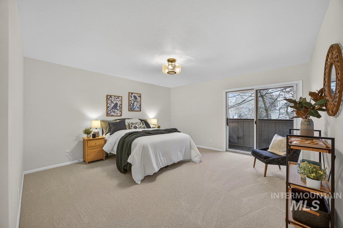 1549 E Lenz Lane, Boise, Idaho 83712, 3 Bedrooms, 2.5 Bathrooms, Residential For Sale, Price $750,000,MLS 98983262