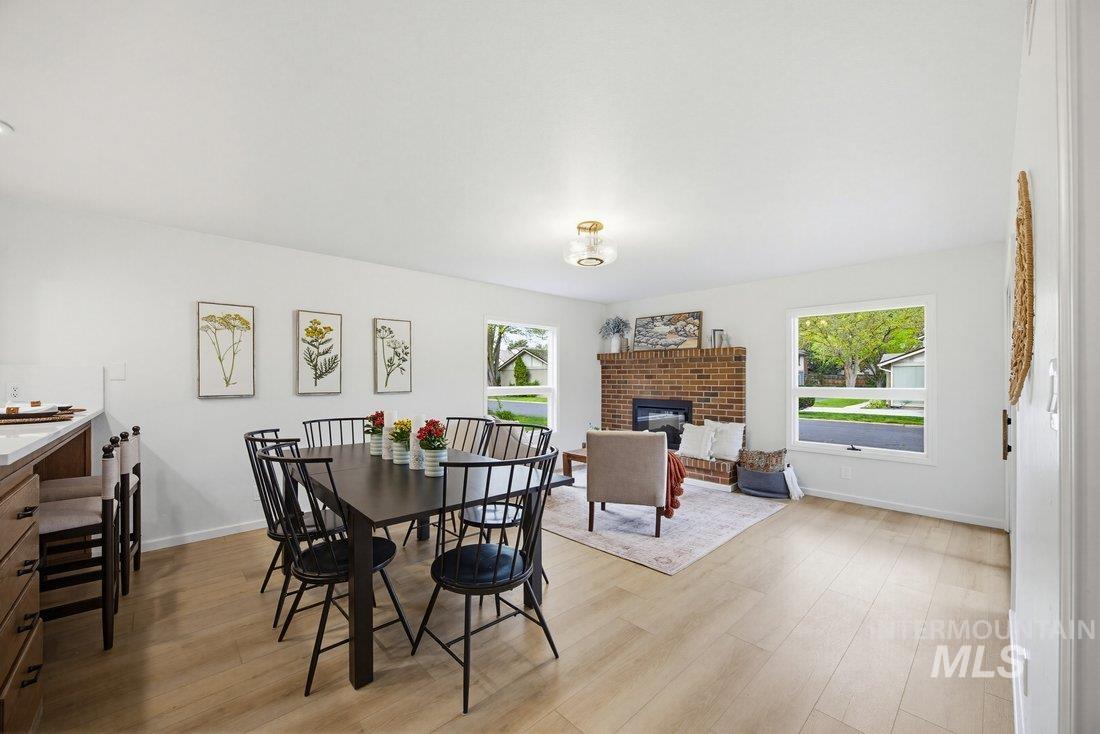 1549 E Lenz Lane, Boise, Idaho 83712, 3 Bedrooms, 2.5 Bathrooms, Residential For Sale, Price $750,000,MLS 98983262