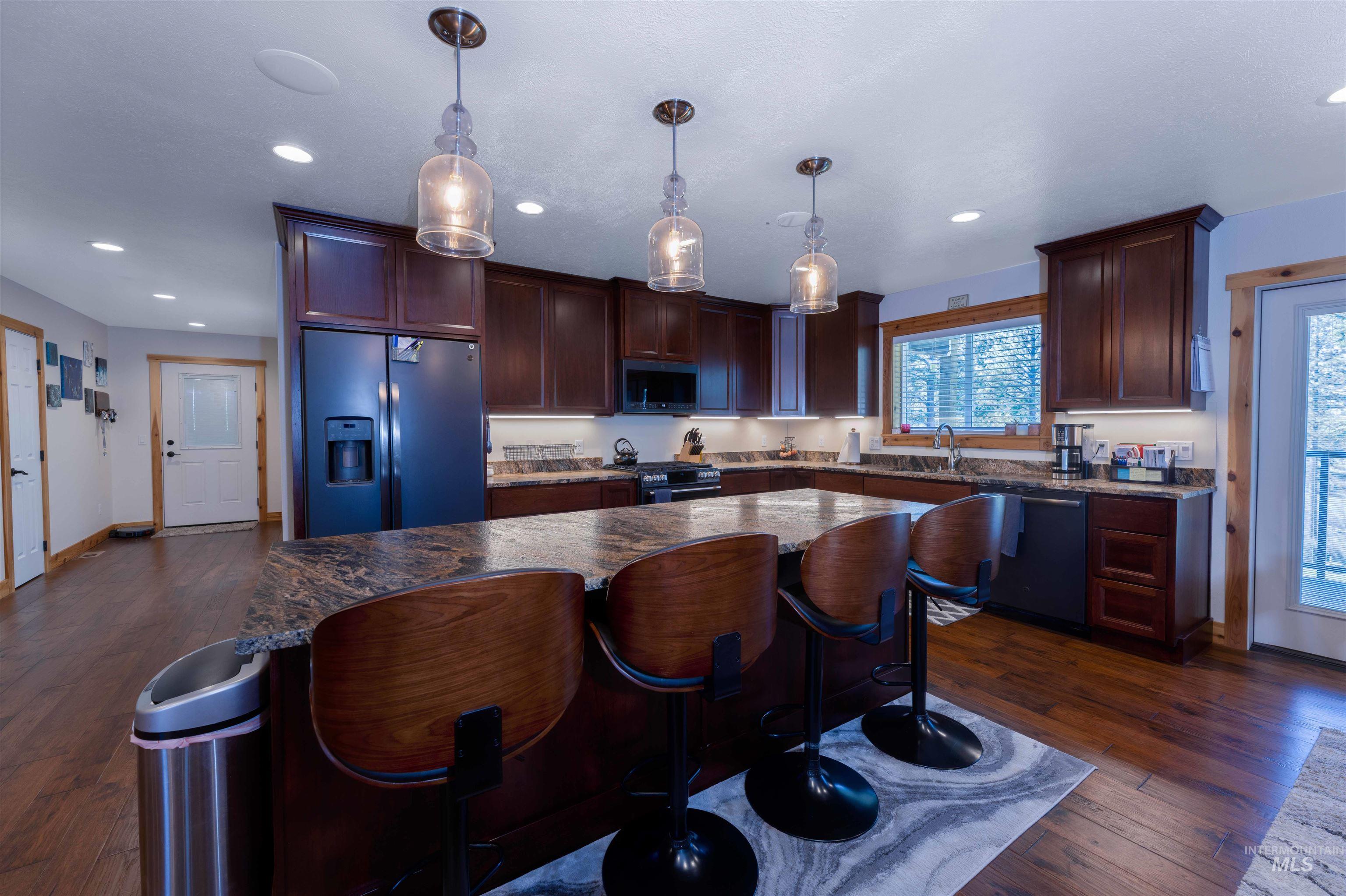 1057 Nicholson Rd, Potlatch, Idaho 83855, 3 Bedrooms, 3 Bathrooms, Residential For Sale, Price $1,400,000, 98983266