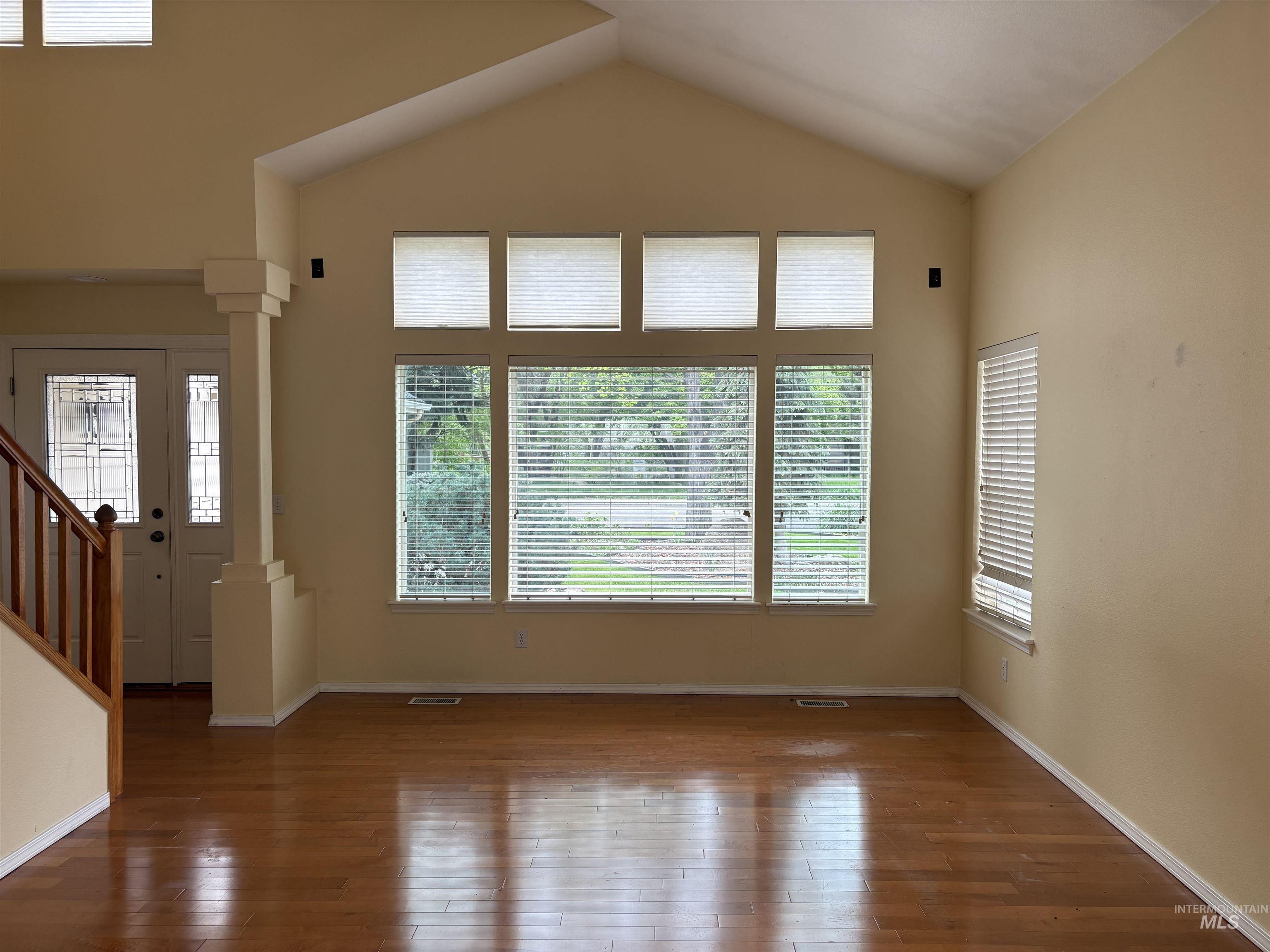 5400 Riffle, Boise, Idaho 83714, 3 Bedrooms, 2.5 Bathrooms, Residential For Sale, Price $679,000,MLS 98983268